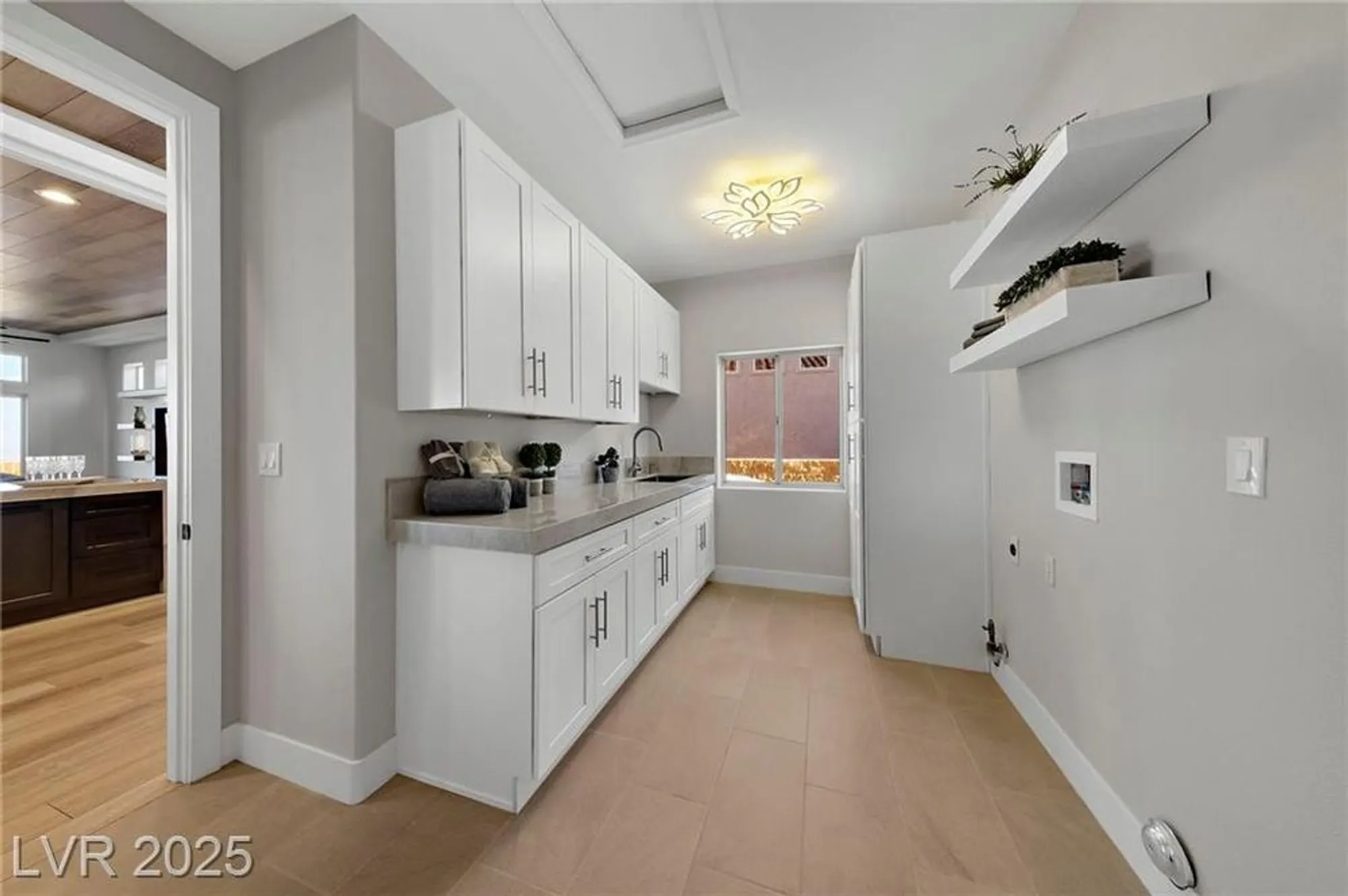 Property Slideshow image 45 of 56 | 2548 faiss dr, Las Vegas, NV, 89134