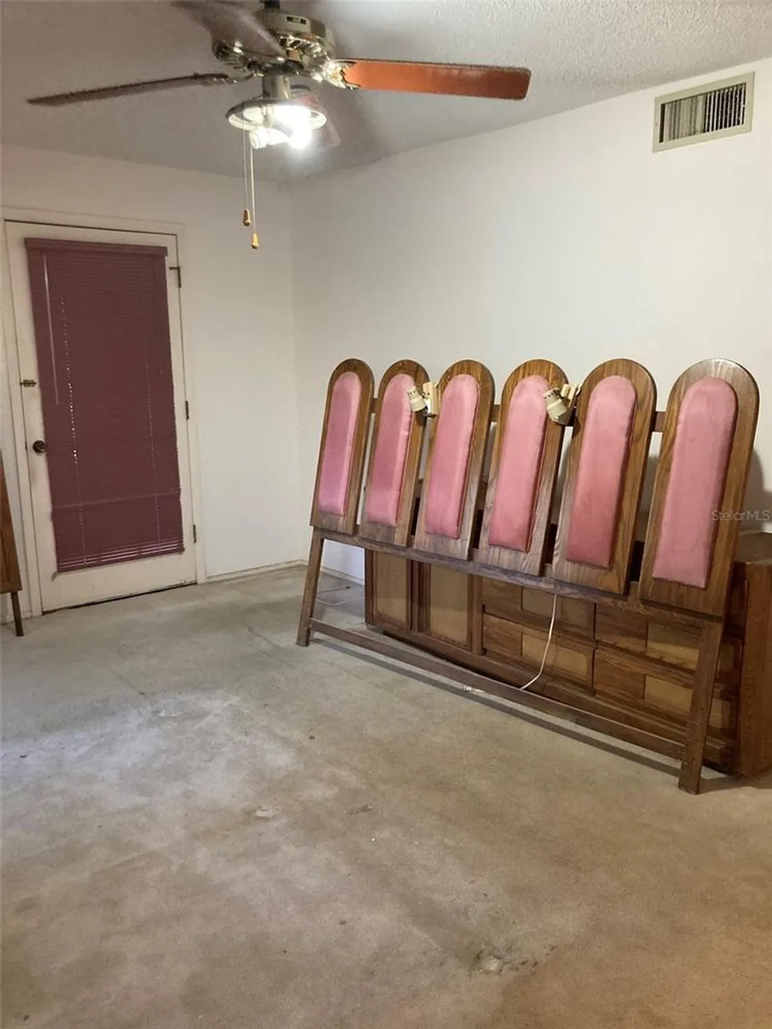 Property Slideshow image 37 of 52 | 8198 terrace garden dr n unit 211, St Petersburg, FL, 33709