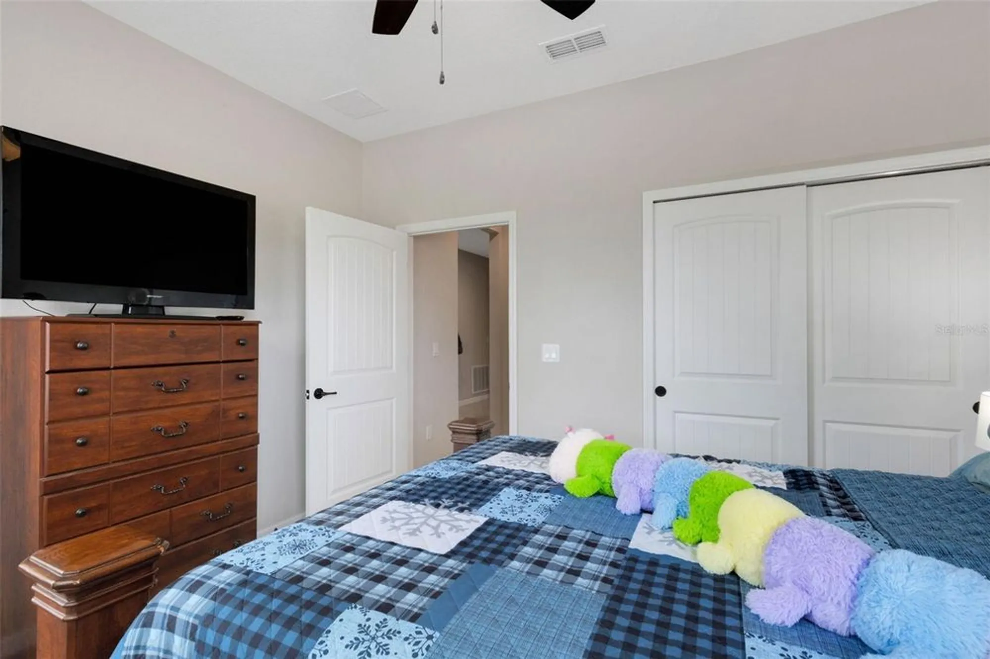 Property Slideshow image 28 of 70 | 613 cantabria dr, Davenport, FL, 33837