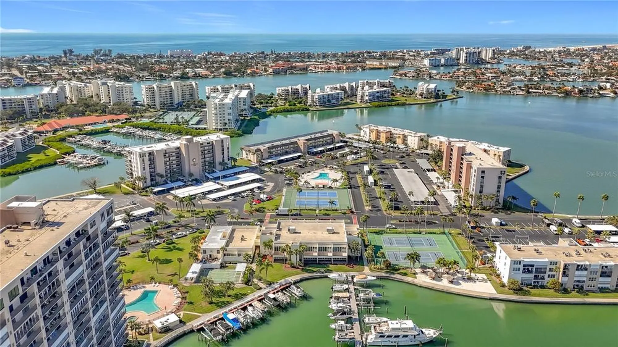 Property Slideshow image 34 of 65 | 7930 sun island dr 111, South Pasadena, FL, 33707