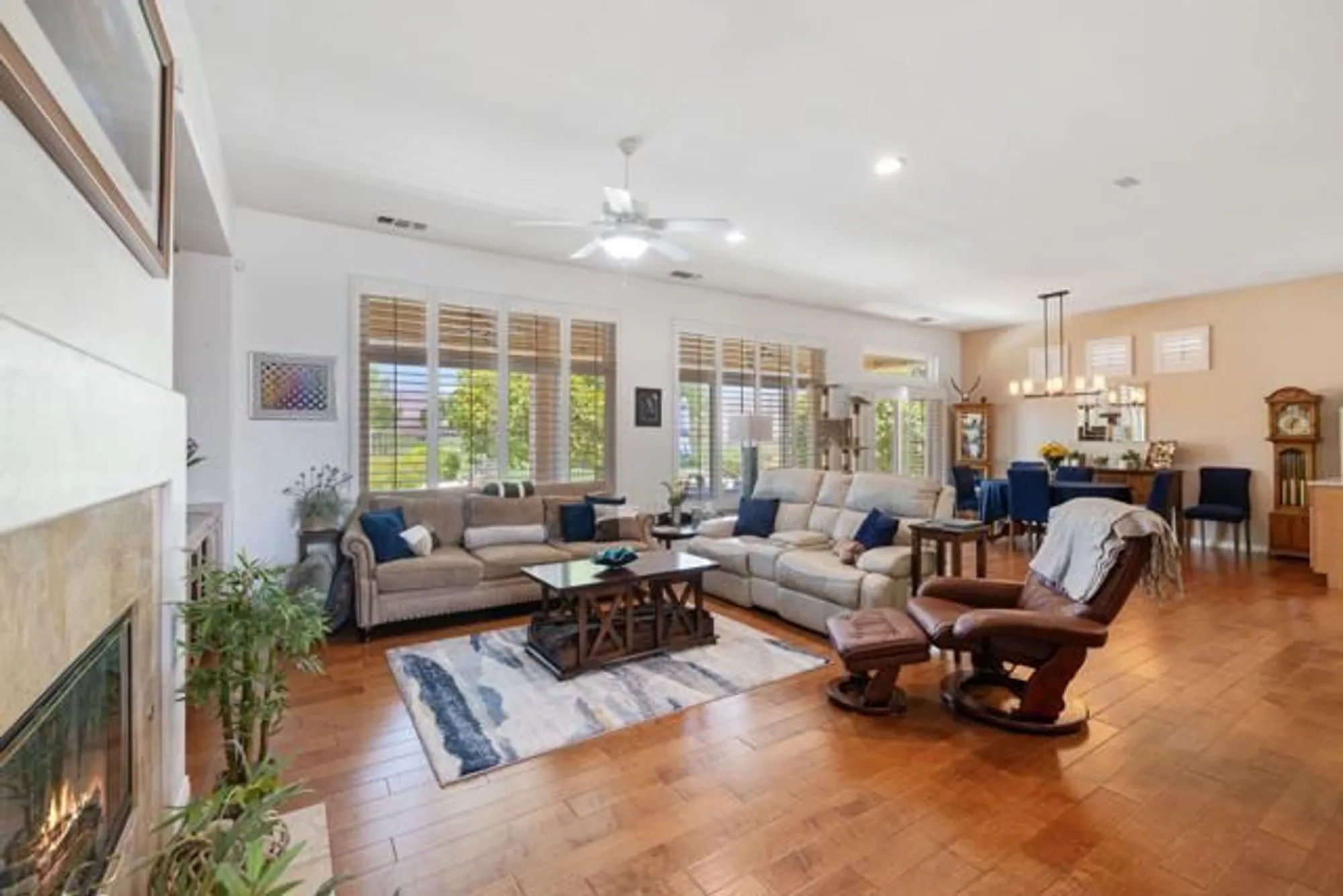 Property Slideshow image 11 of 59 | 78802 falsetto dr, Palm Desert, CA, 92211