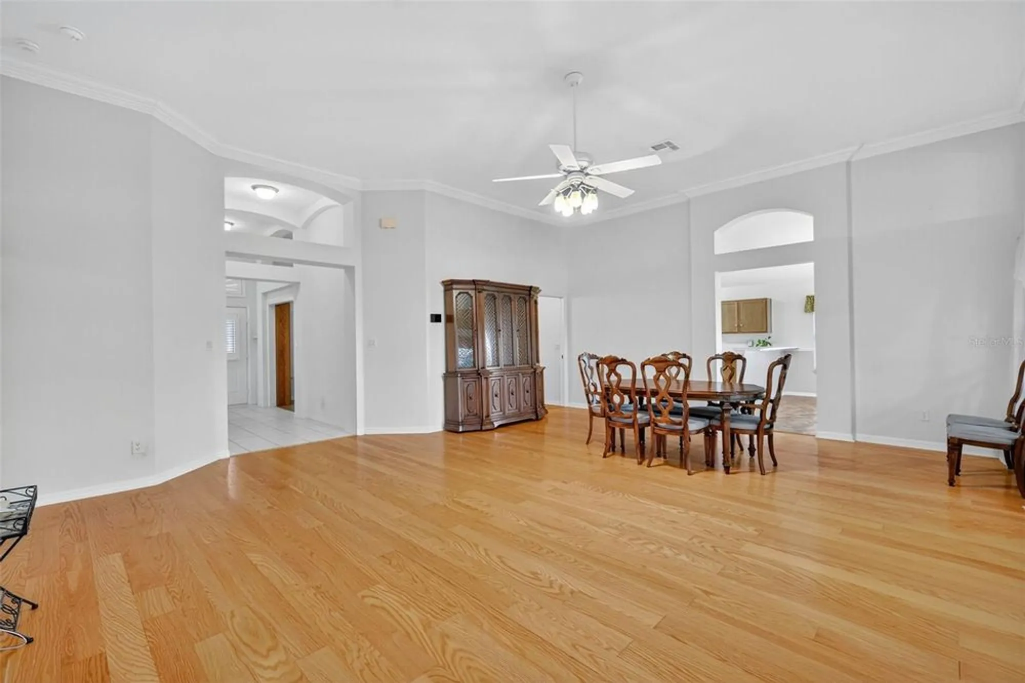 Property Slideshow image 11 of 41 | 4822 sawgrass lake cir, Leesburg, FL, 34748