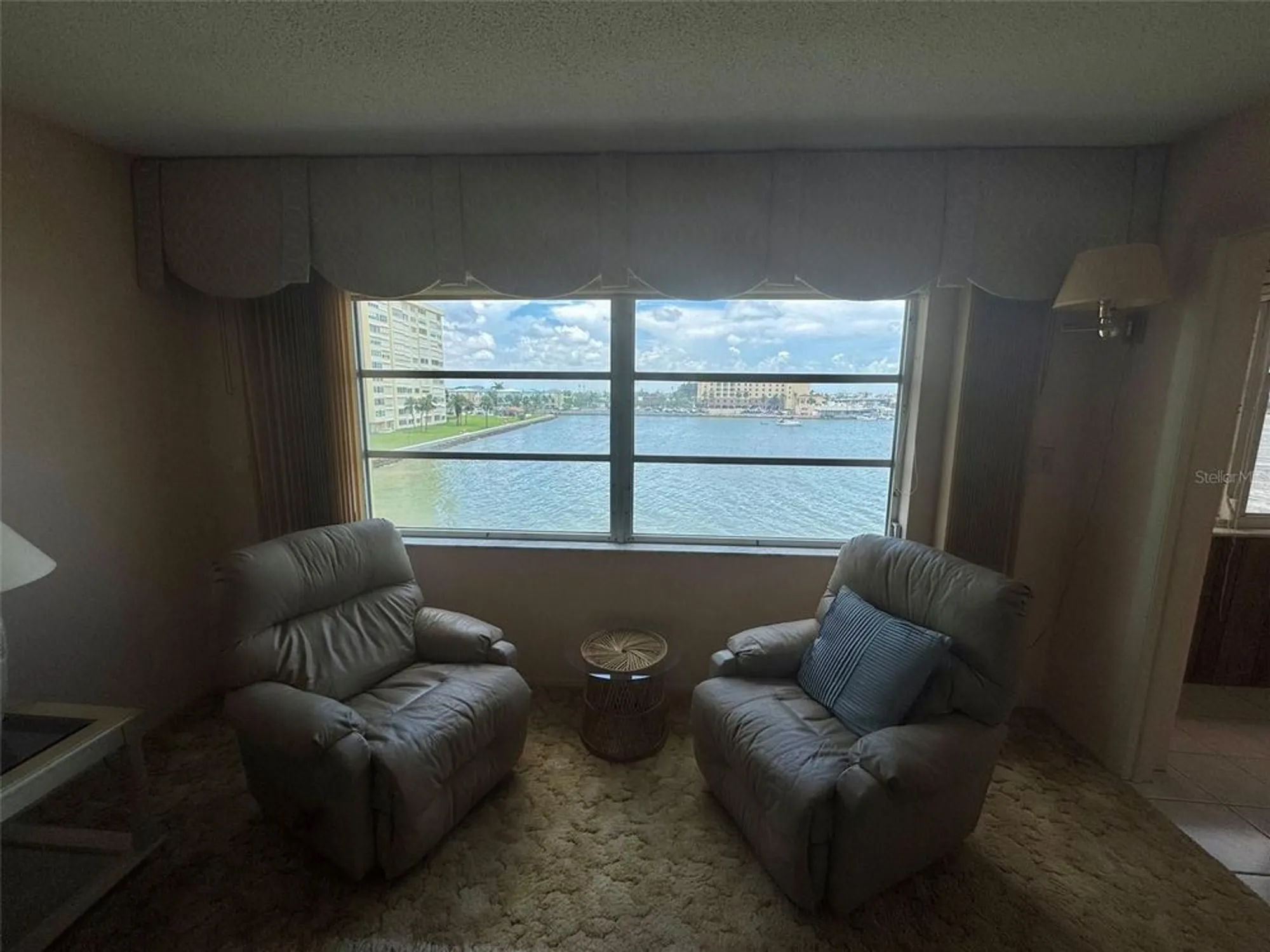 Property Slideshow image 4 of 51 | 4775 cove cir apt 403, St Petersburg, FL, 33708