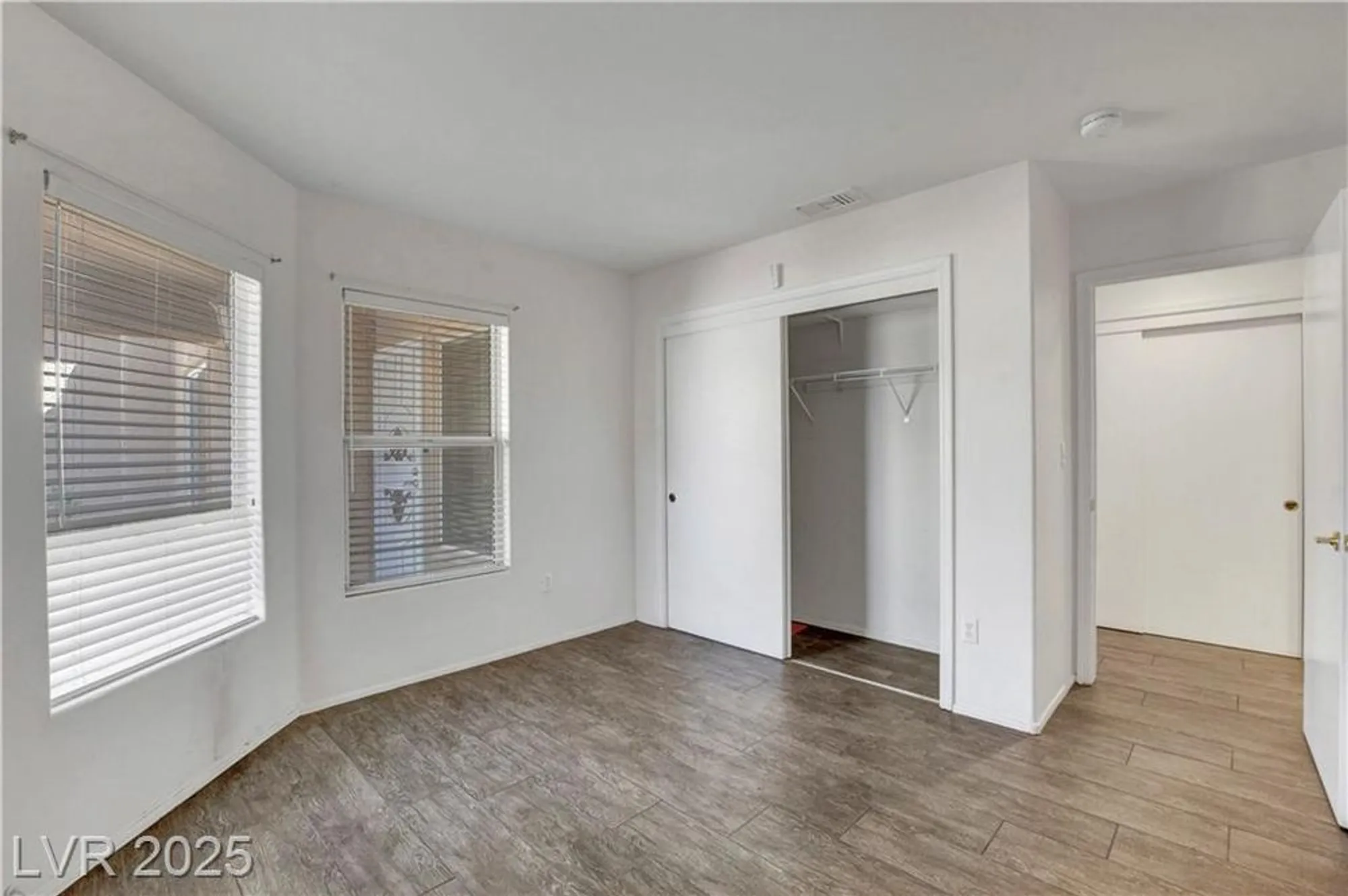 Property Slideshow image 40 of 58 | 9929 hemet dr, Las Vegas, NV, 89134