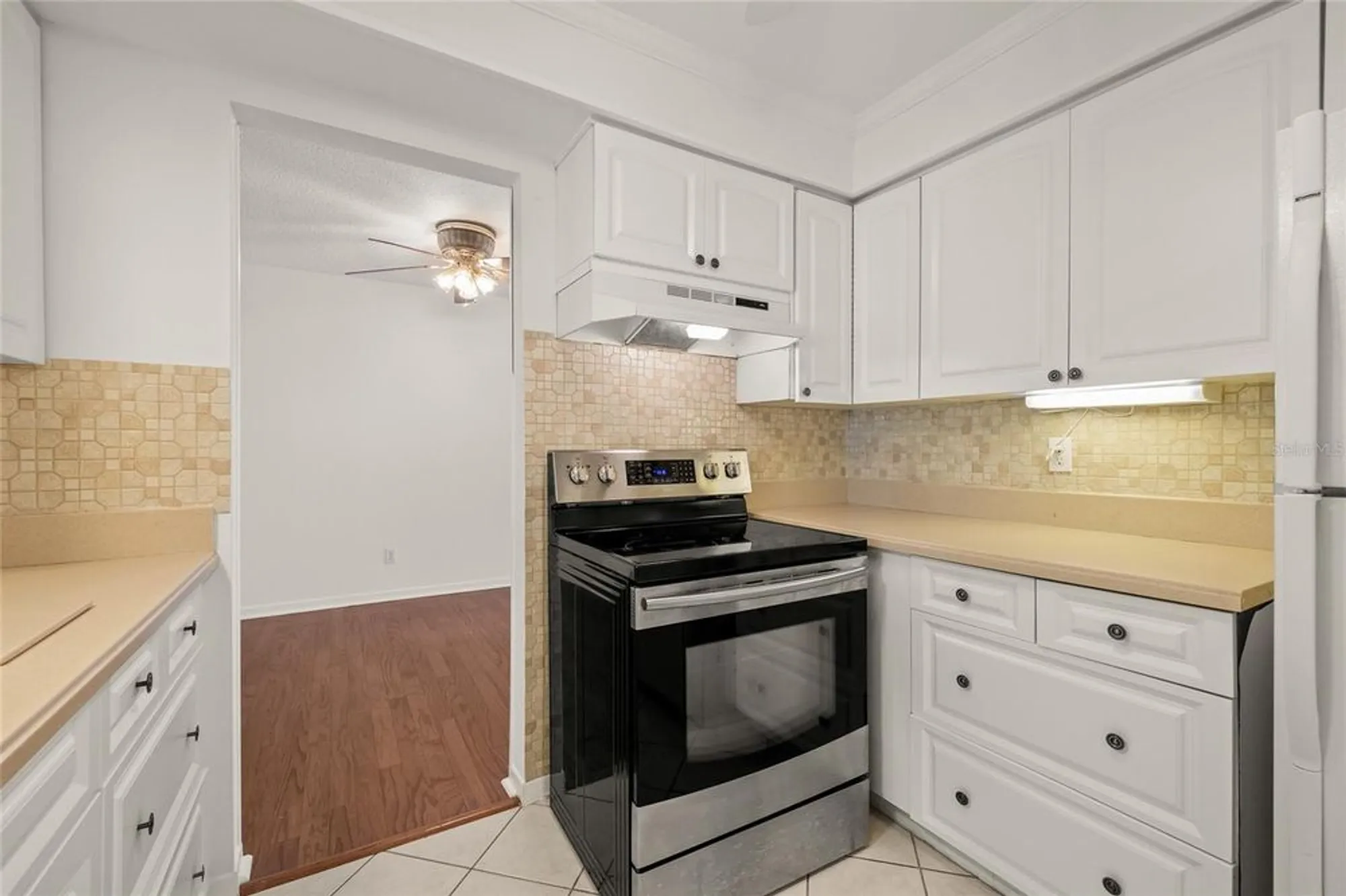 Property Slideshow image 6 of 44 | 9460 45th way n, Pinellas Park, FL, 33782