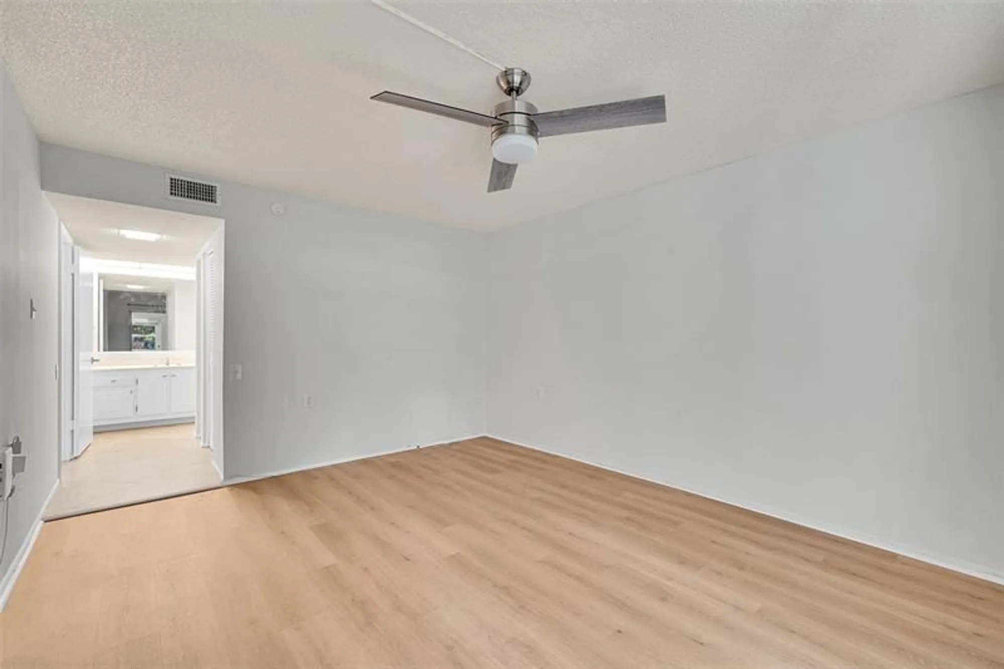 Property Slideshow image 20 of 37 | 2612 nassau bnd d1, Coconut Creek, FL, 33066