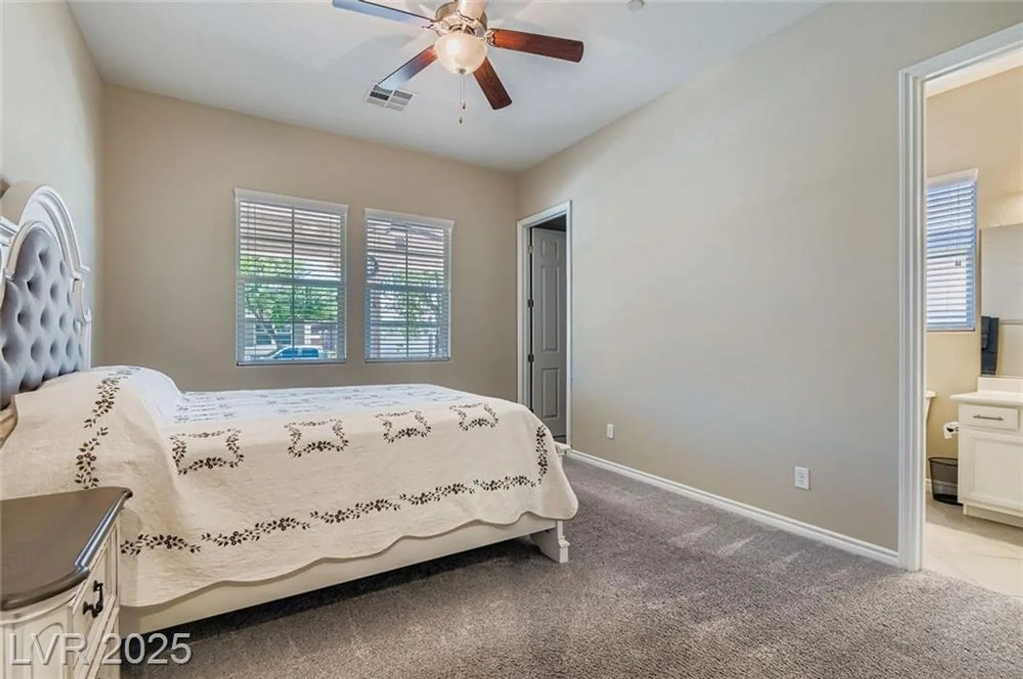 Property Slideshow image 19 of 54 | 512 heritage bridge ave, Henderson, NV, 89011
