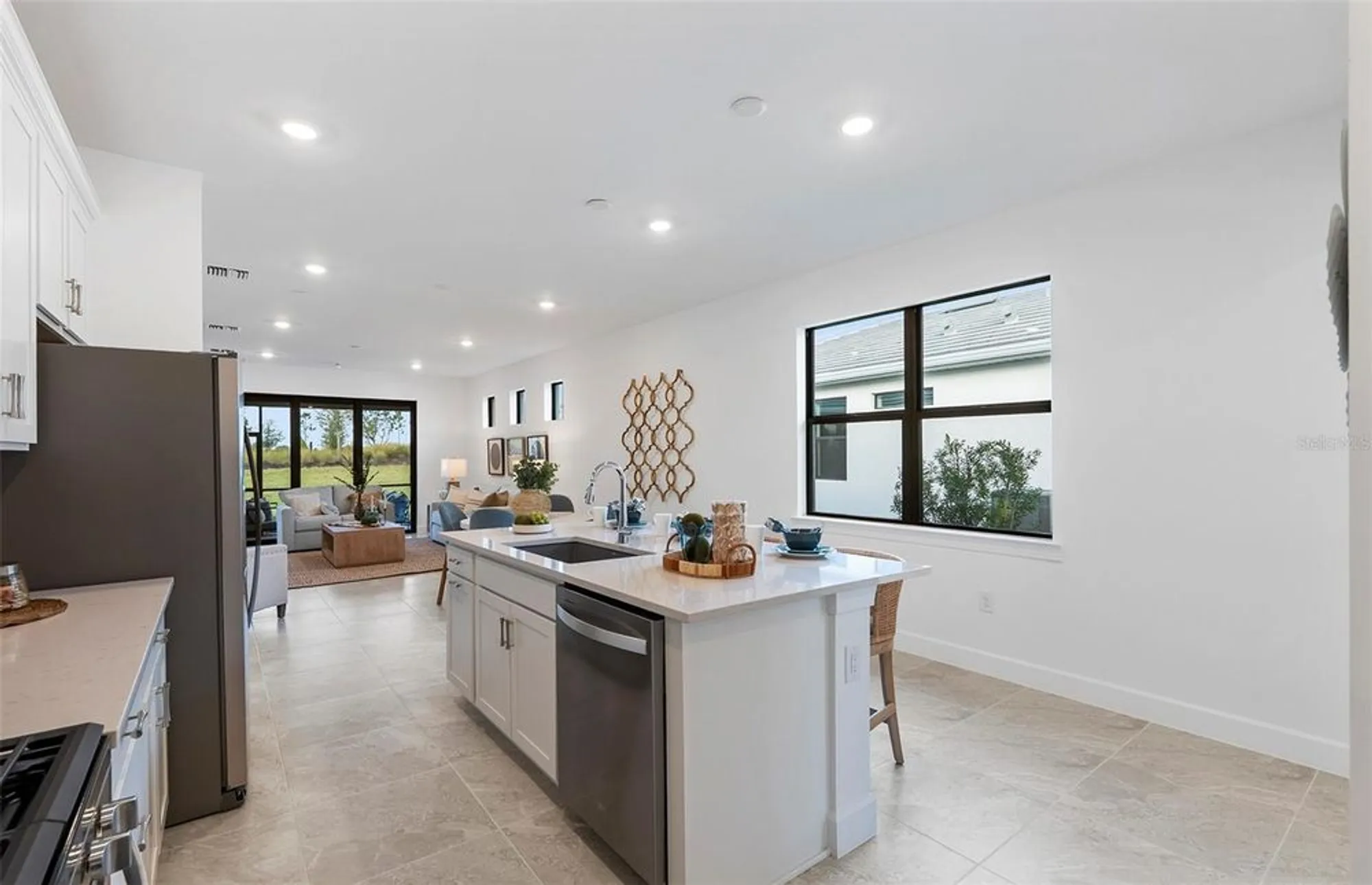 Property Slideshow image 5 of 23 | 18921 indian rock pl, Lakewood Ranch, FL, 34211