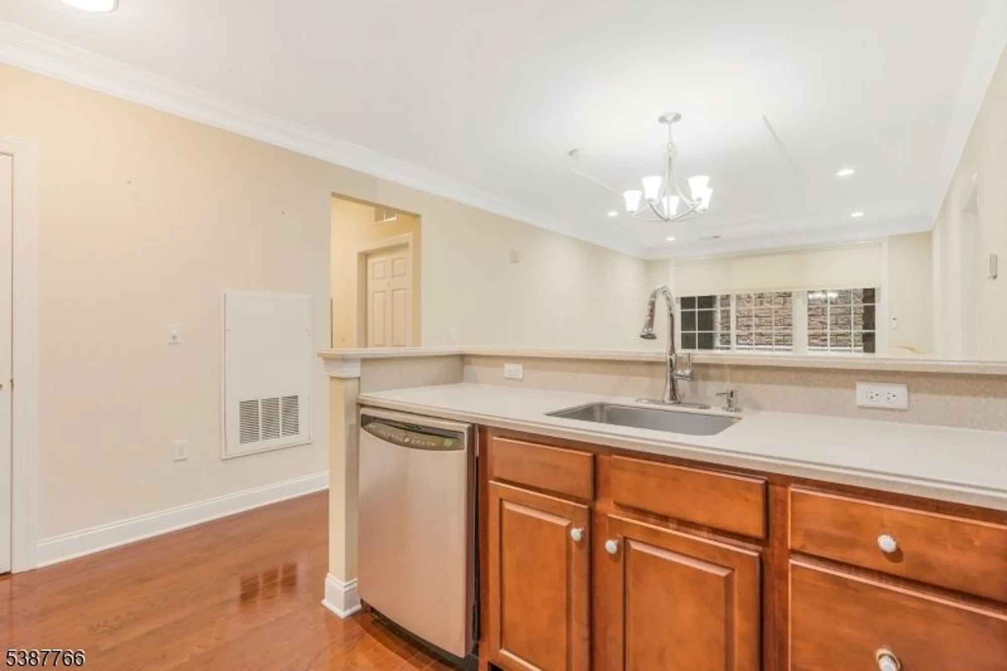 Property Slideshow image 9 of 27 | 259 victoria dr, Bridgewater, NJ, 08807