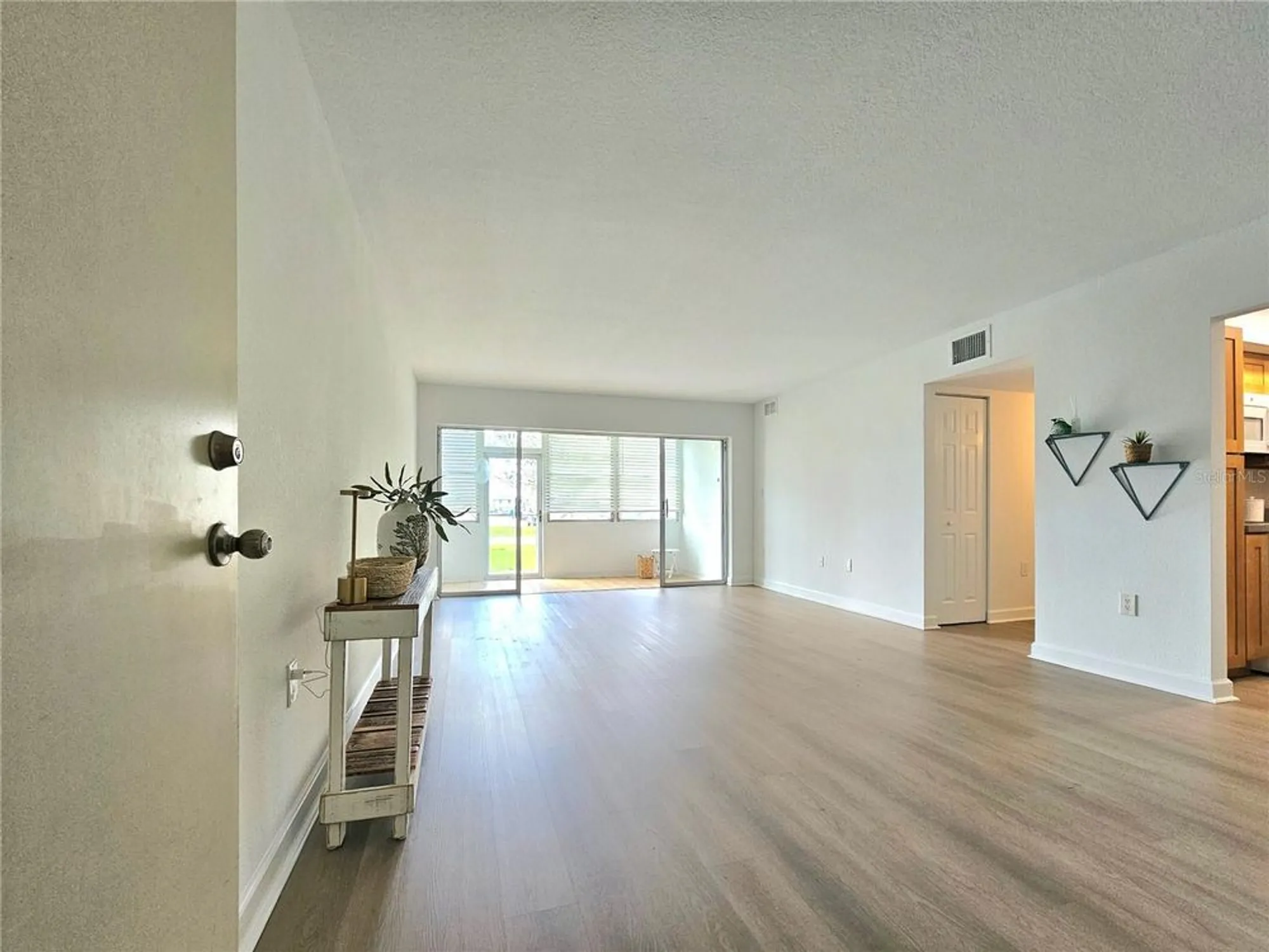 Property Slideshow image 3 of 23 | 21267 gertrude ave 114, Port Charlotte, FL, 33952