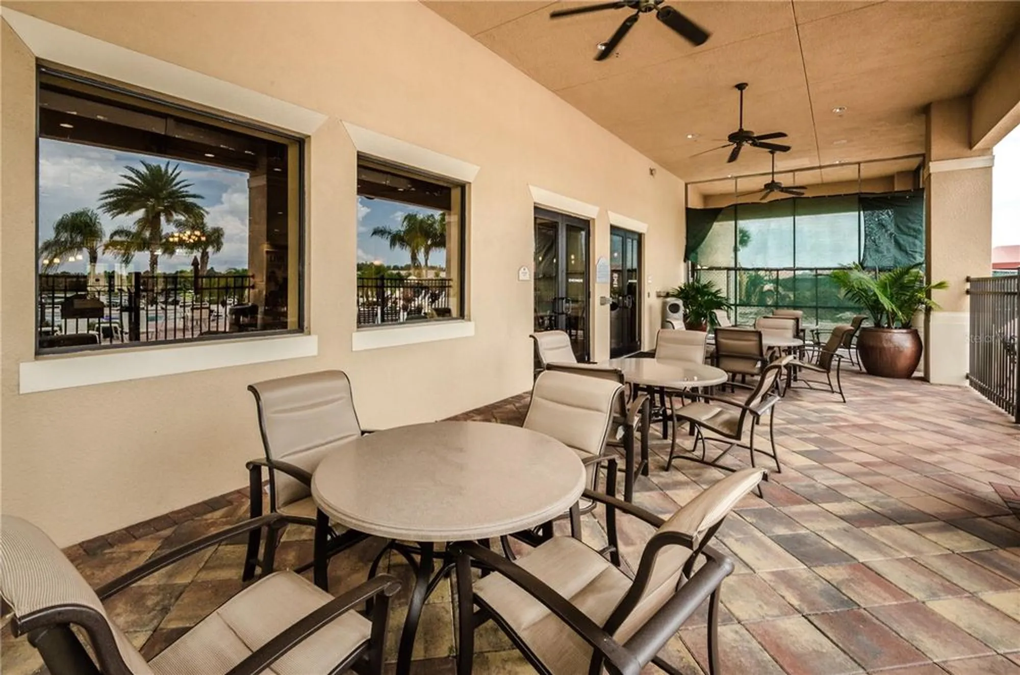 Property Slideshow image 62 of 77 | 4947 sandy brook cir, Wimauma, FL, 33598