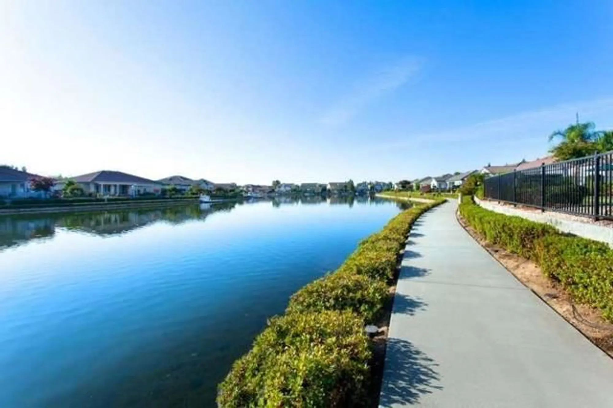 Property Slideshow image 7 of 36 | 9608 crystal bay ln, Elk Grove, CA, 95758