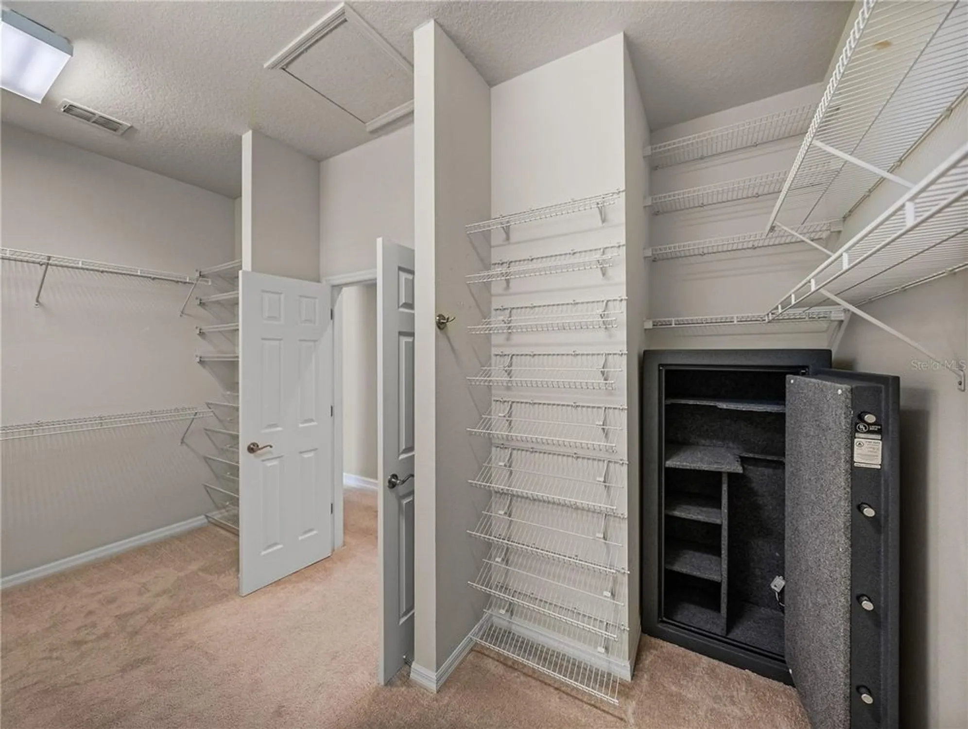 Property Slideshow image 45 of 85 | 13216 legends trl, Dade City, FL, 33525