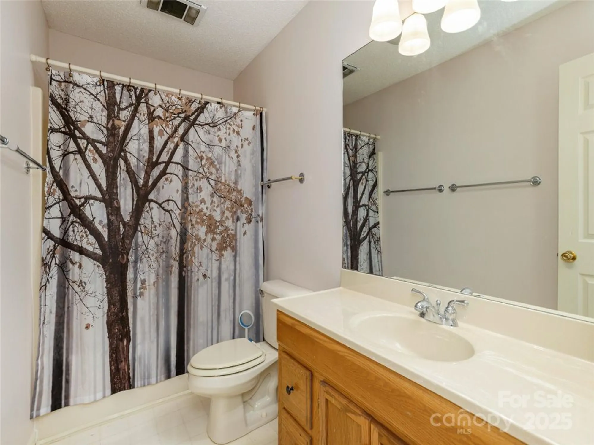 Property Slideshow image 32 of 35 | 204 greenleaf dr, Flat Rock, NC, 28731
