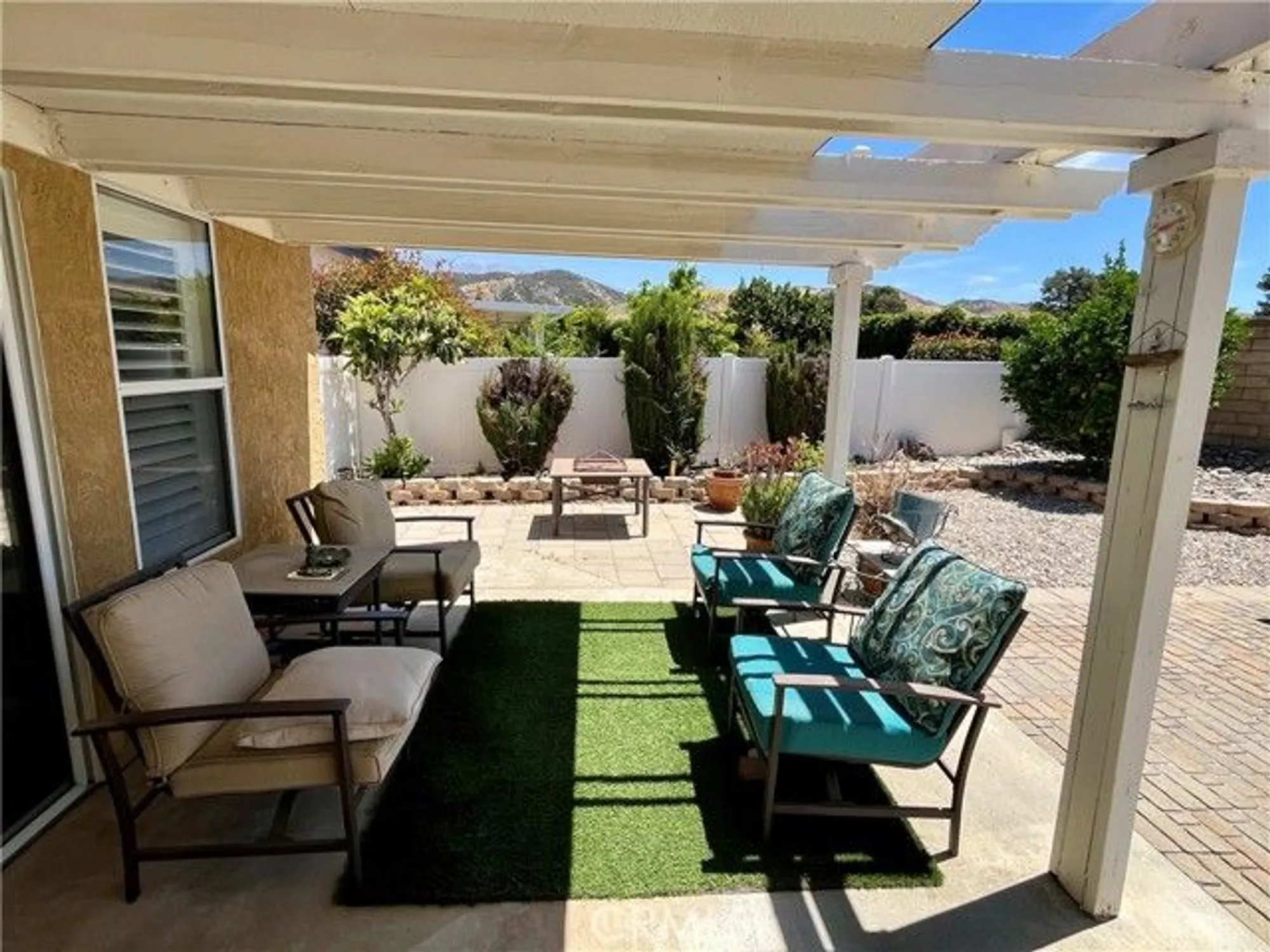 Property Slideshow image 17 of 21 | 10980 bel air dr, Cherry Valley, CA, 92223