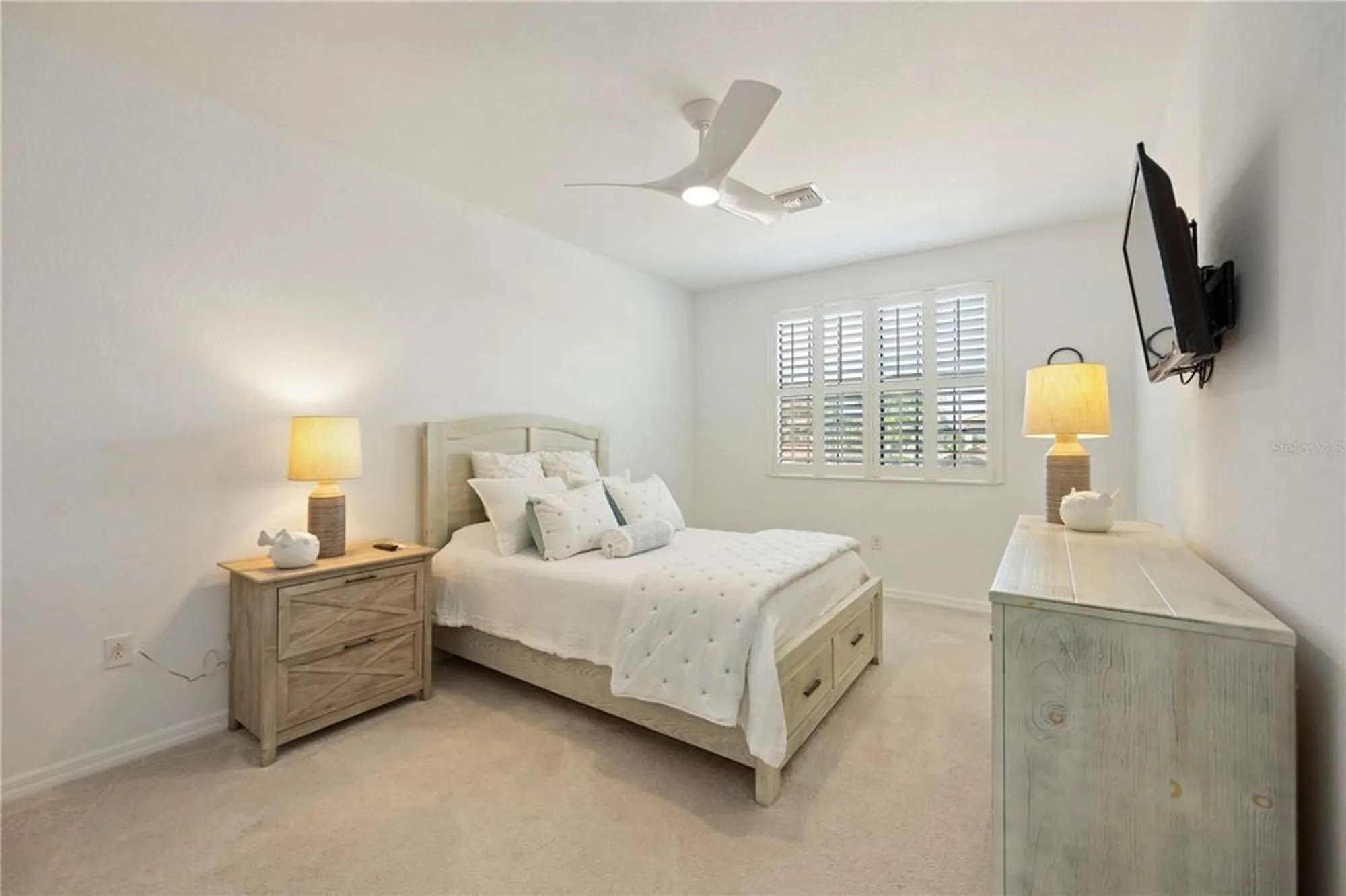 Property Slideshow image 16 of 92 | 10817 tarflower dr unit 201, Venice, FL, 34293
