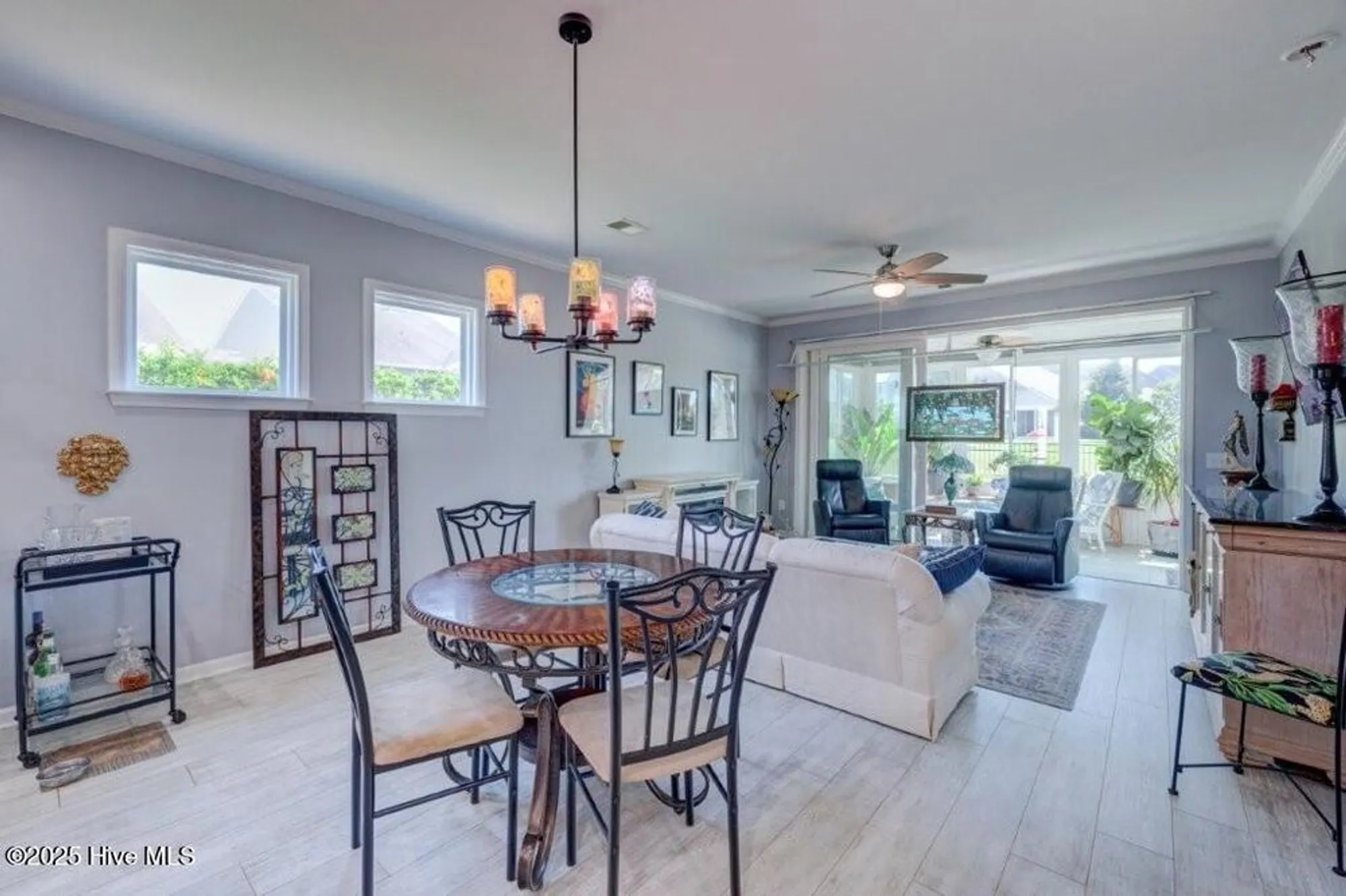 Property Slideshow image 13 of 64 | 521 lyrebird ave, Wilmington, NC, 28412
