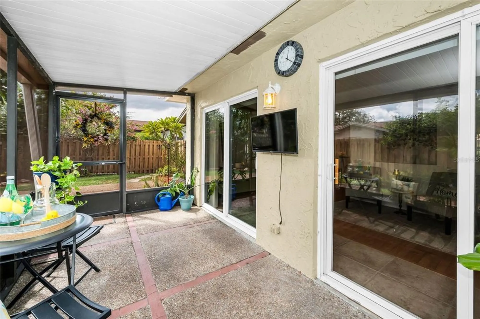 Property Slideshow image 36 of 70 | 921 anchorage ln, Palm Harbor, FL, 34685