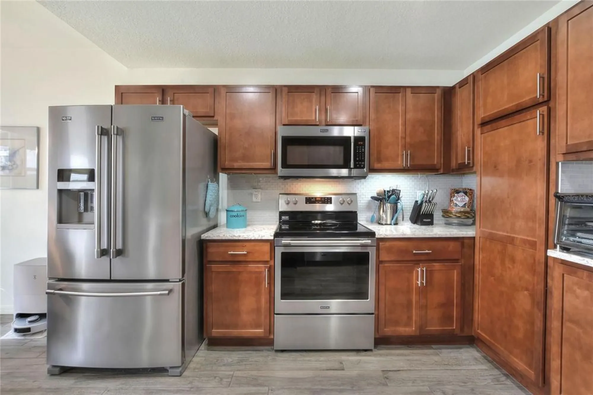 Property Slideshow image 12 of 50 | 3913 serenade ln # 4, Lakeland, FL, 33811
