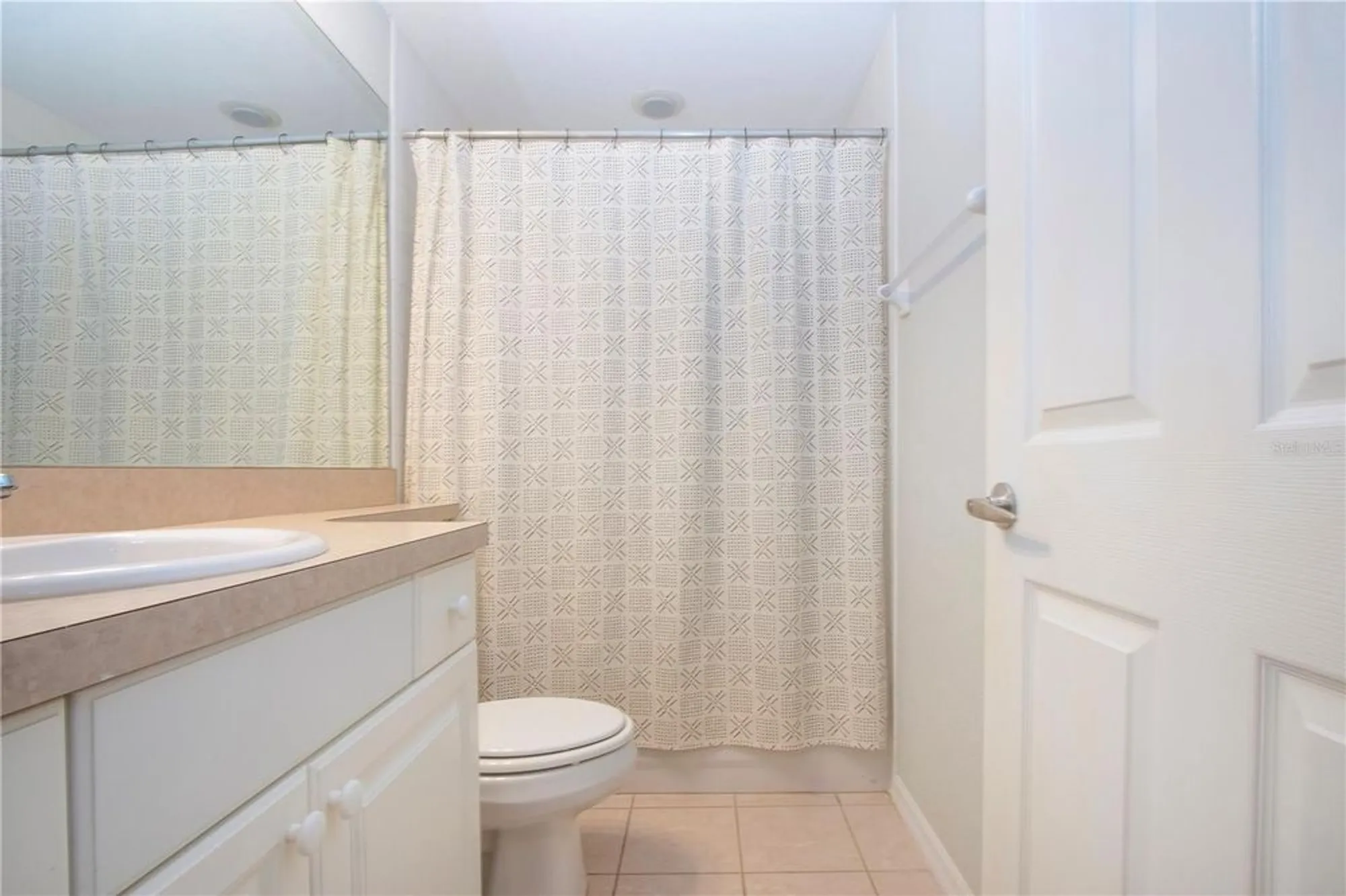 Property Slideshow image 39 of 71 | 6426 bay cedar ln # 101, Bradenton, FL, 34203