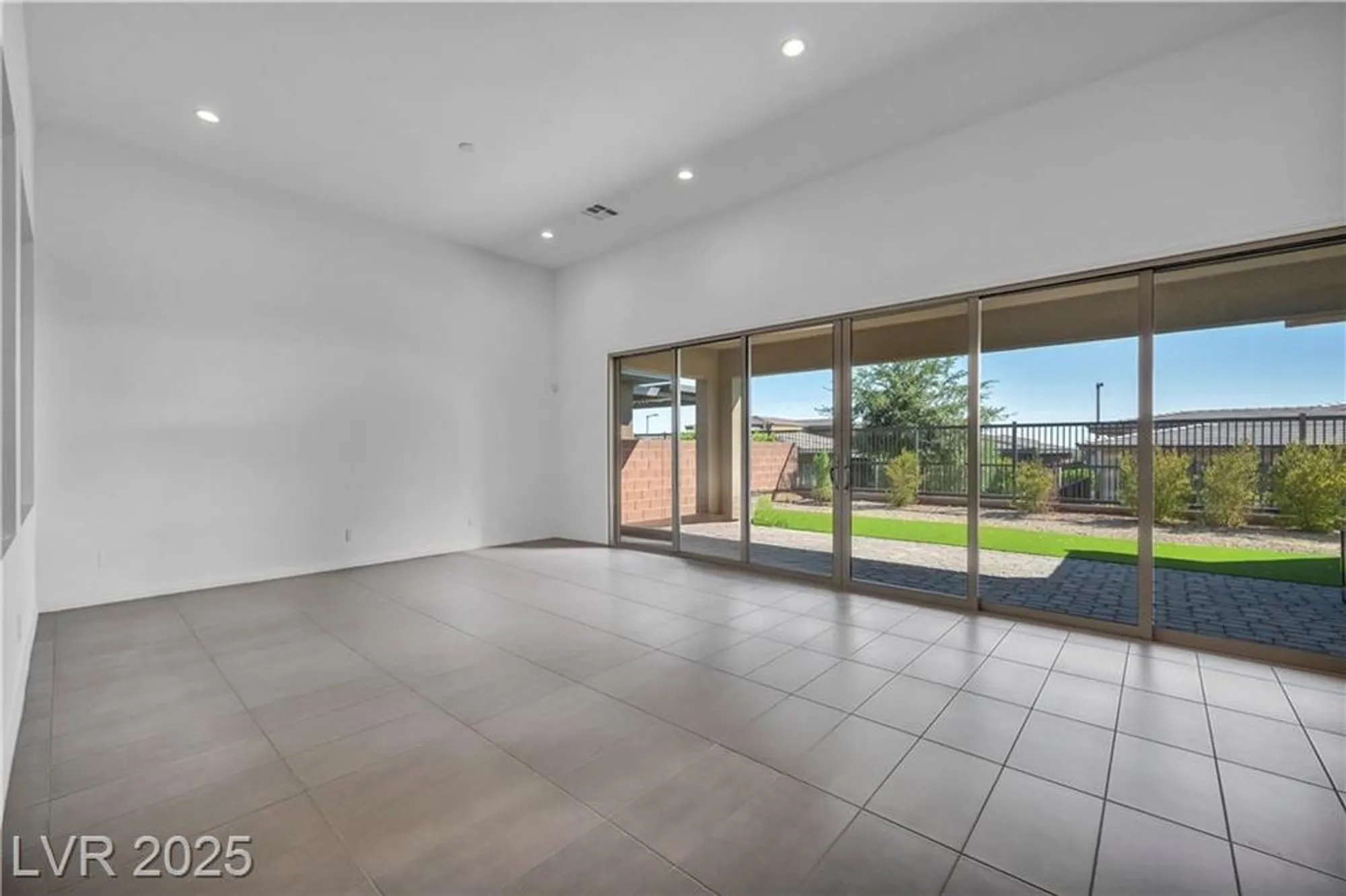 Property Slideshow image 18 of 84 | 6684 regency stone way, Las Vegas, NV, 89148