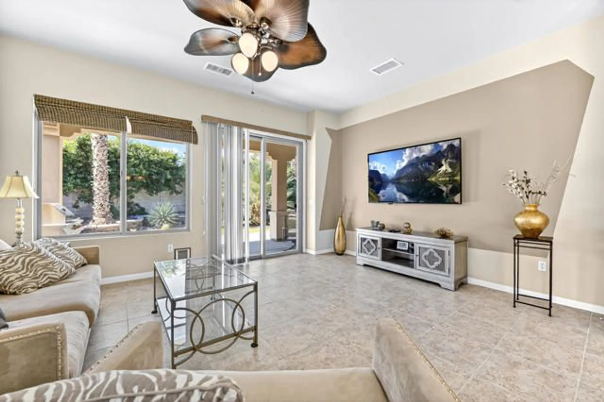Property Slideshow image 10 of 44 | 41073 calle pueblo, Indio, CA, 92203