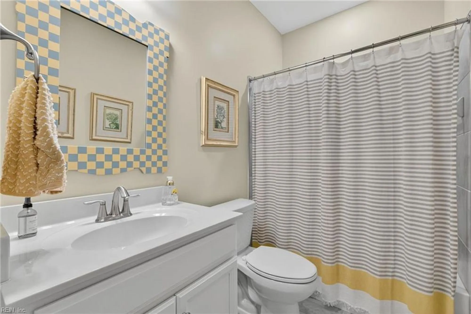 Property Slideshow image 22 of 40 | 6417 yarmouth run, Williamsburg, VA, 23188