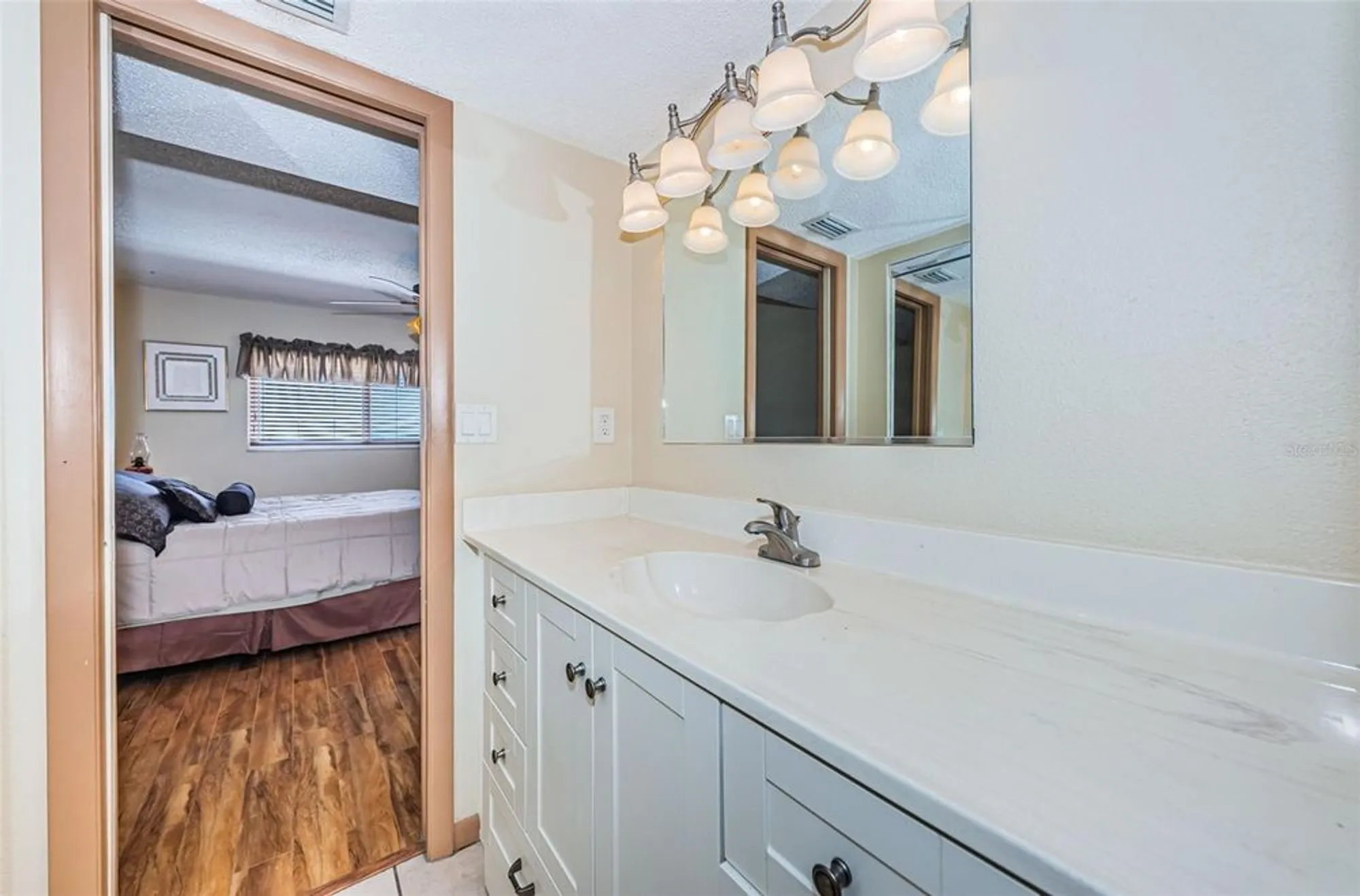 Property Slideshow image 32 of 82 | 6020 shore blvd 1009, Gulfport, FL, 33707