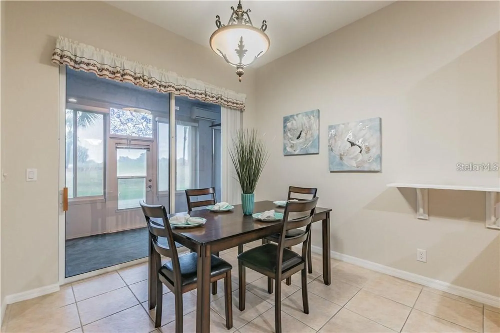 Property Slideshow image 16 of 60 | 445 noble faire dr, Sun City Center, FL, 33573