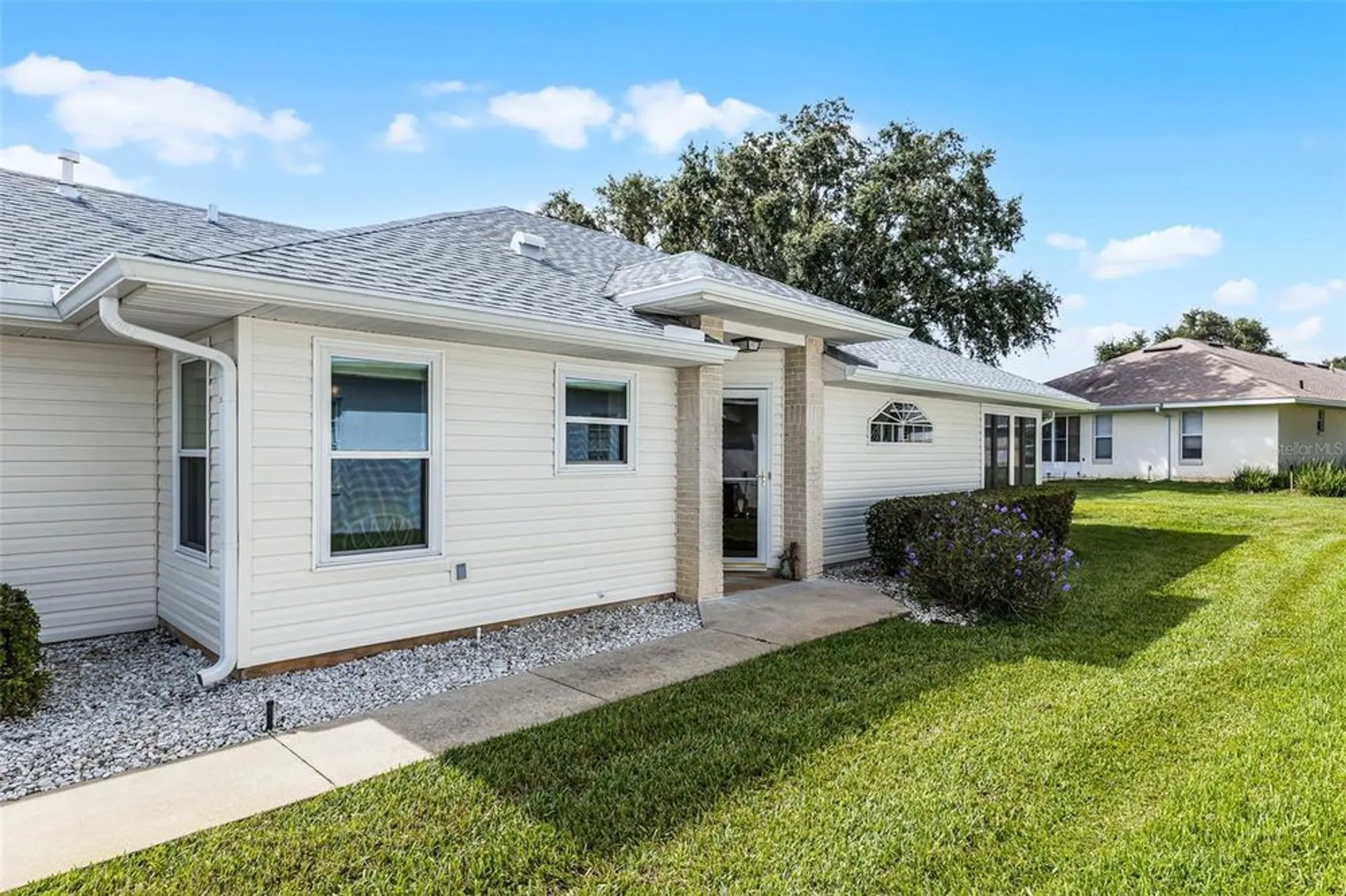 Property Slideshow image 3 of 48 | 21737 king john st, Leesburg, FL, 34748