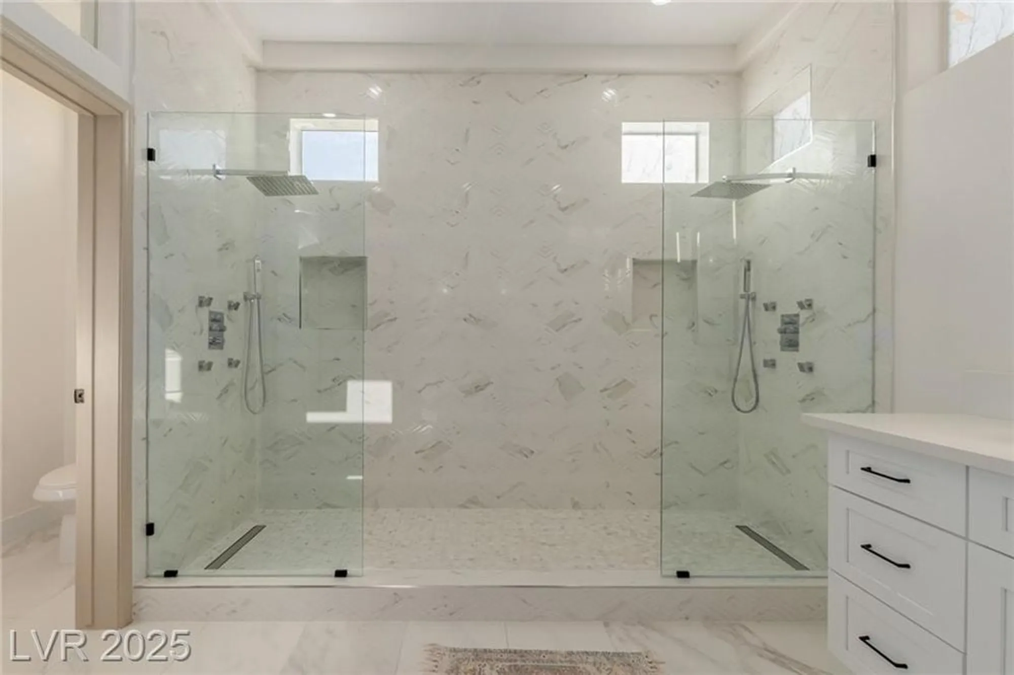 Property Slideshow image 28 of 49 | 2824 faiss dr, Las Vegas, NV, 89134