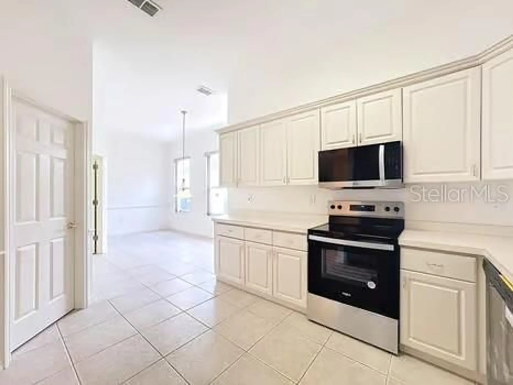 Property Slideshow image 16 of 64 | 9237 penelope dr, Weeki Wachee, FL, 34613