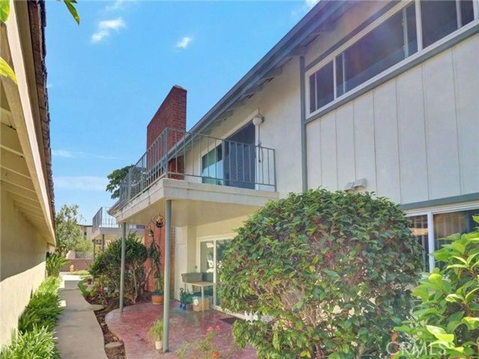 Property Slideshow image 5 of 41 | 22627 nadine cir b, Torrance, CA, 90505