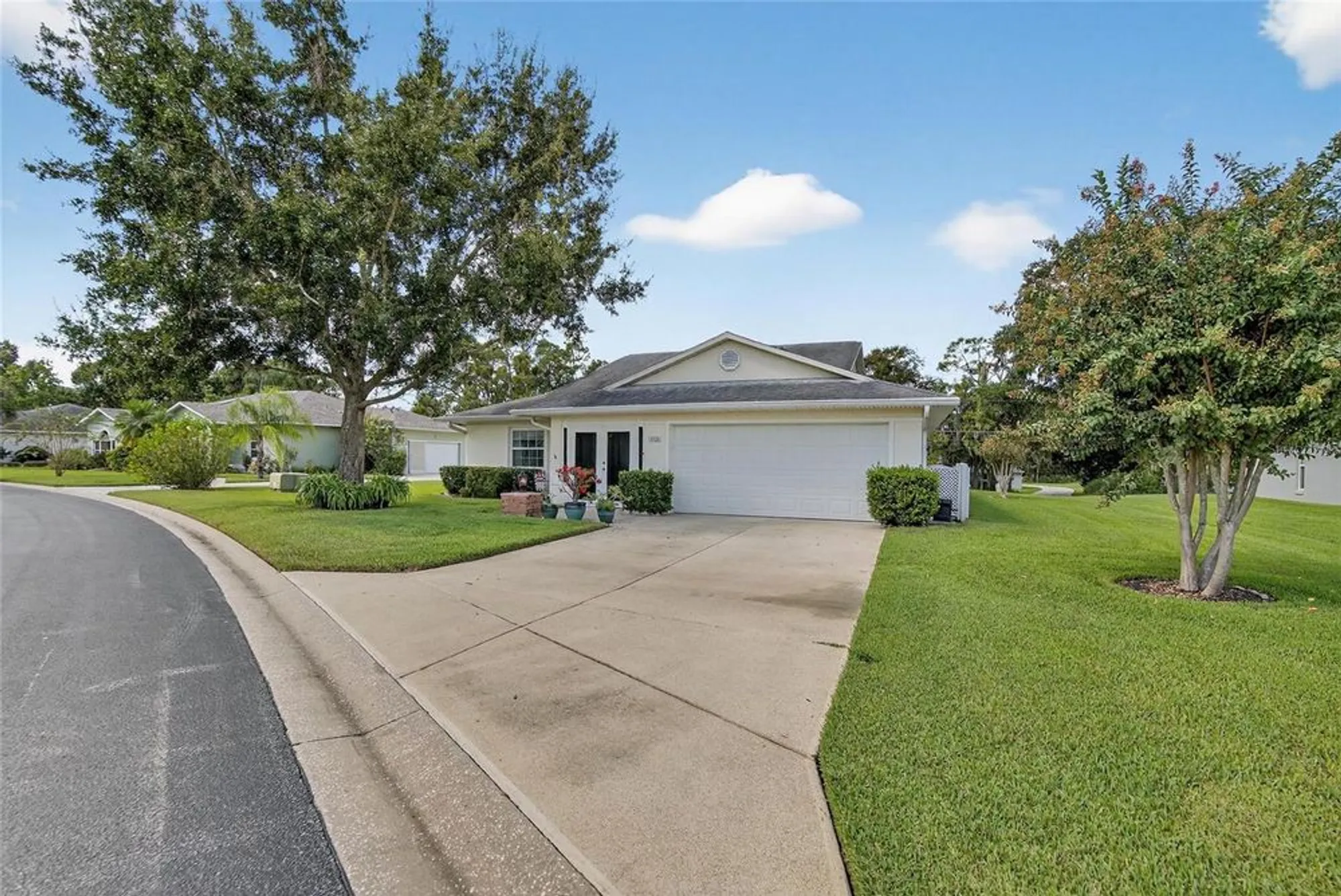 Property Slideshow image 47 of 71 | 6320 silver lakes dr, Lakeland, FL, 33810