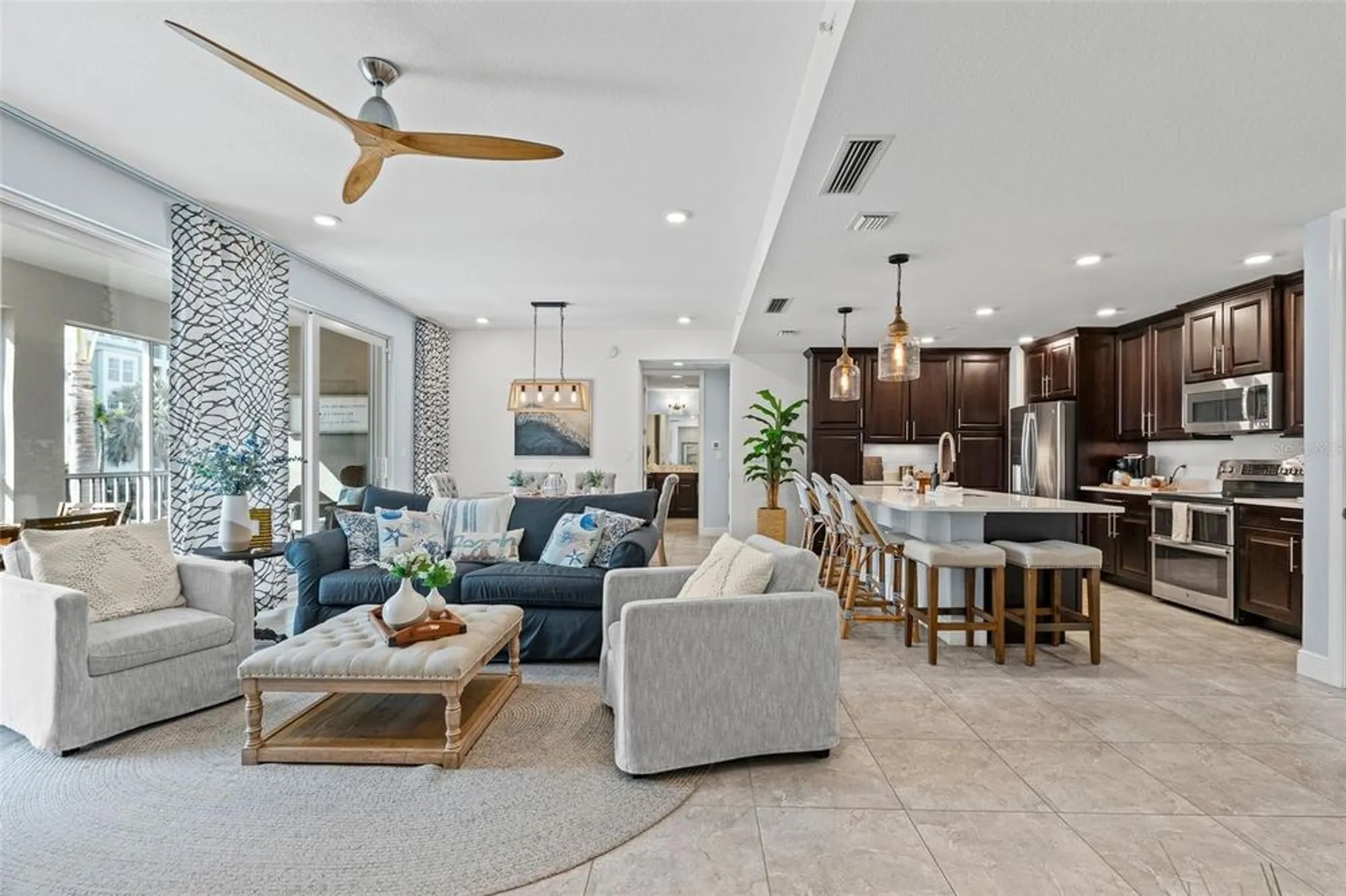 Property Slideshow image 10 of 94 | 395 aruba cir unit 101, Bradenton, FL, 34209