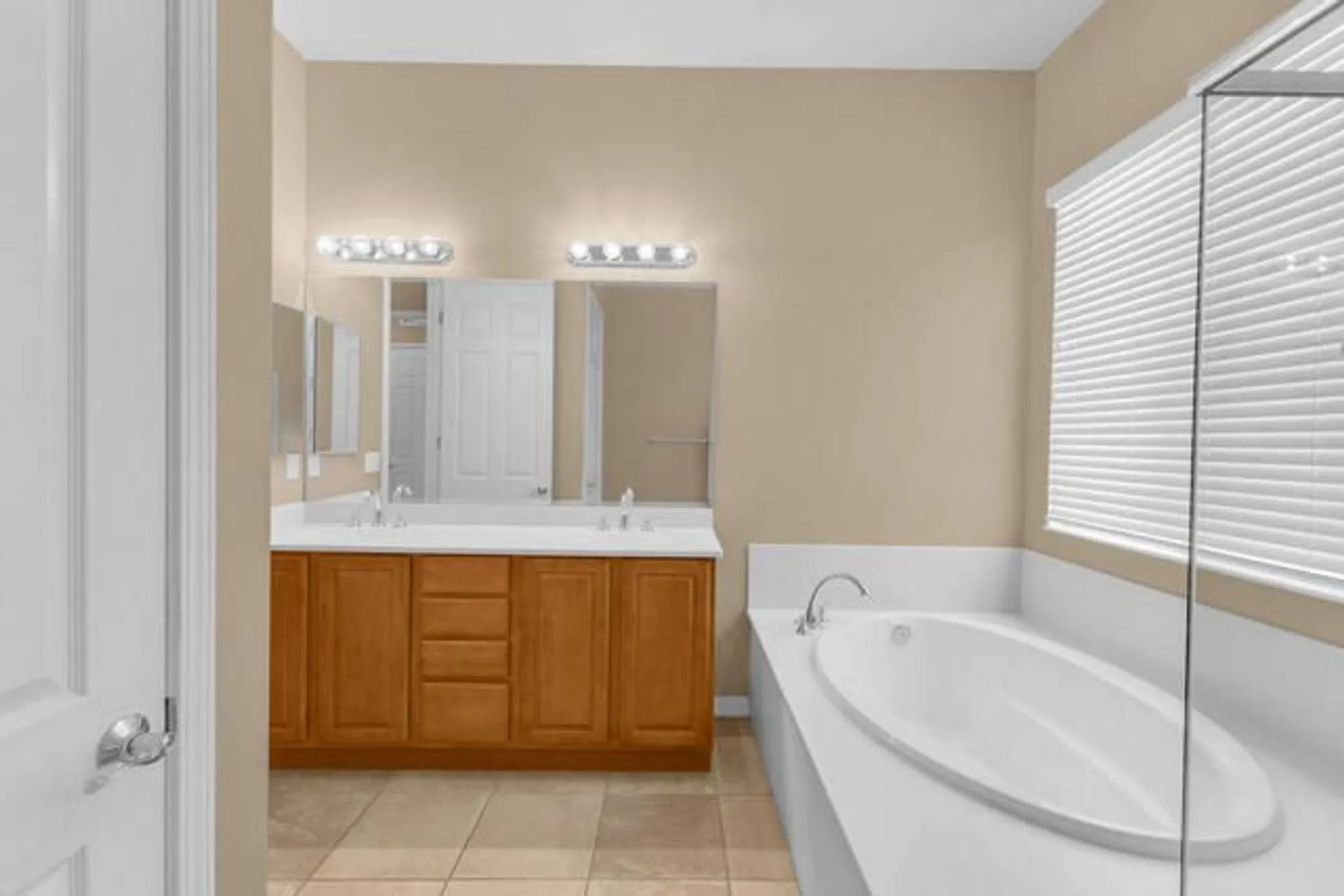 Property Slideshow image 24 of 47 | 81183 avenida tres lagunas, Indio, CA, 92203