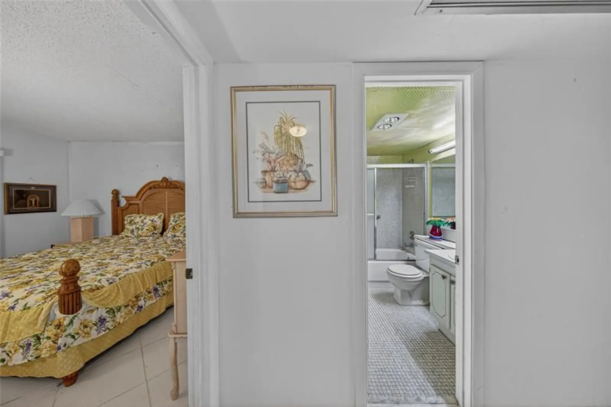 Property Slideshow image 19 of 28 | 102 newport f # 102, Deerfield Beach, FL, 33442