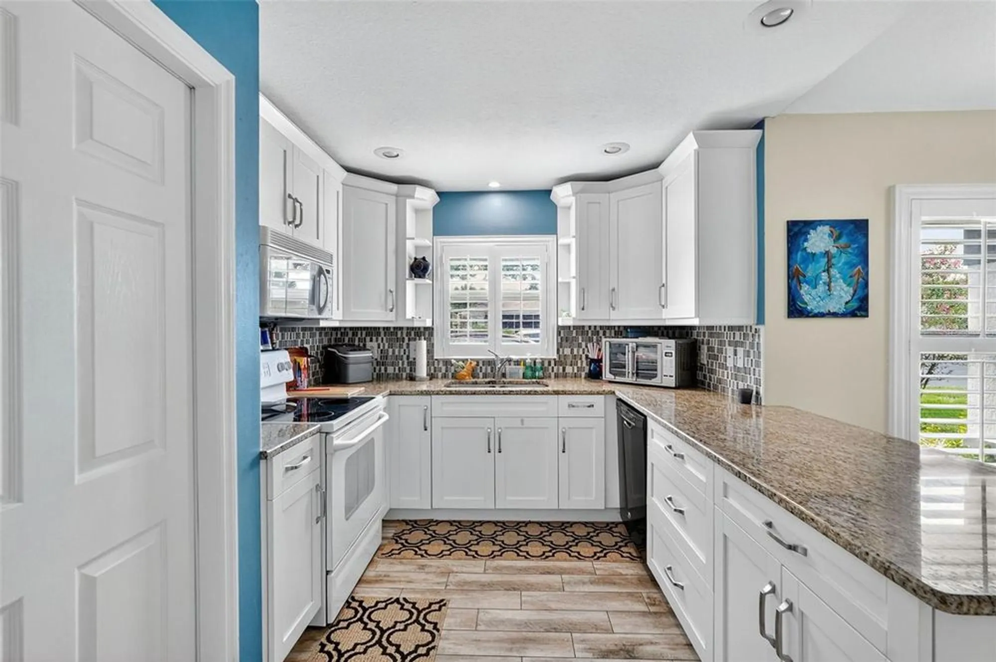 Property Slideshow image 3 of 55 | 29307 schinnecock hills ln, San Antonio, FL, 33576