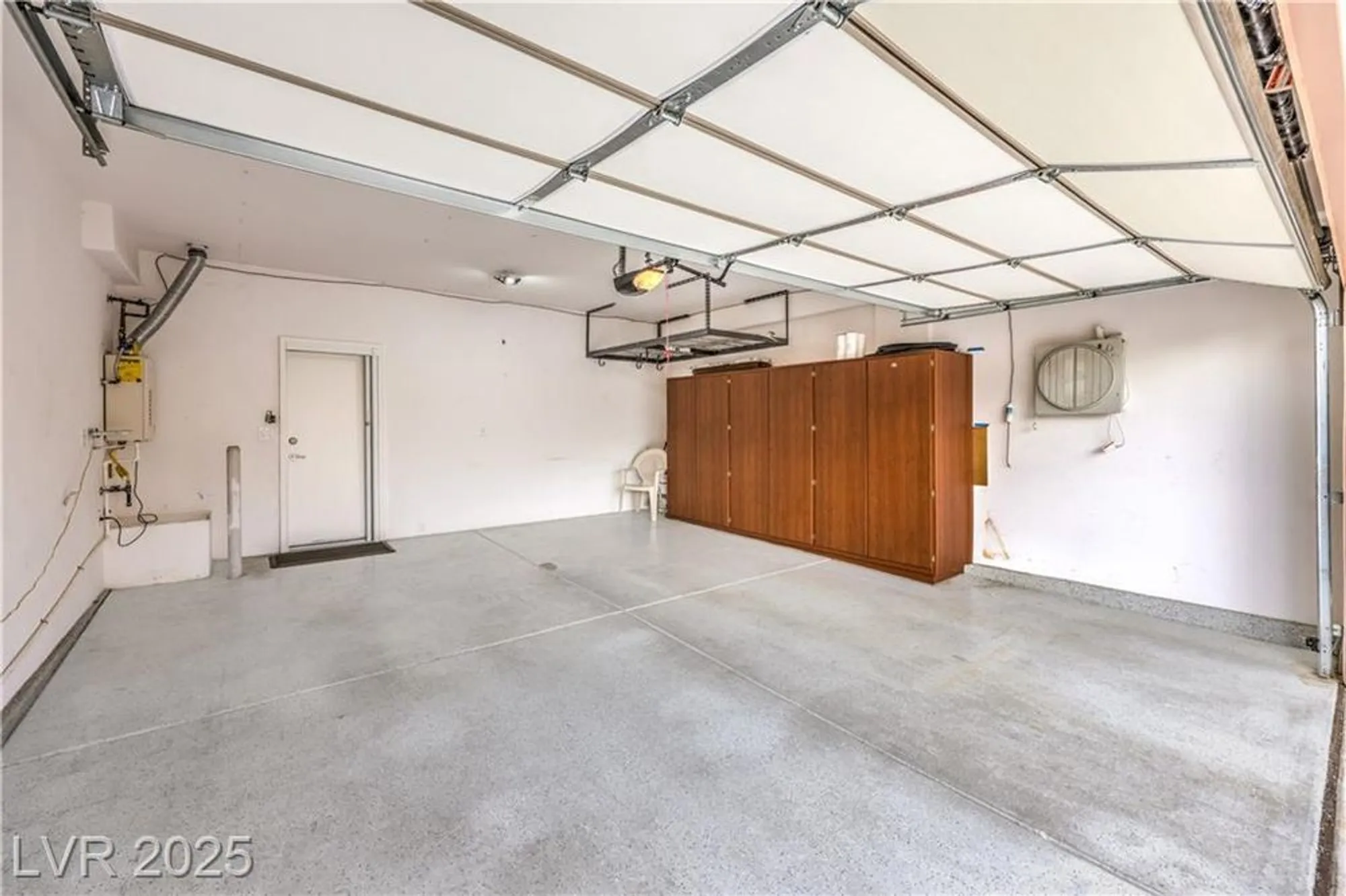 Property Slideshow image 23 of 40 | 2317 shorewood hills ave, Henderson, NV, 89052