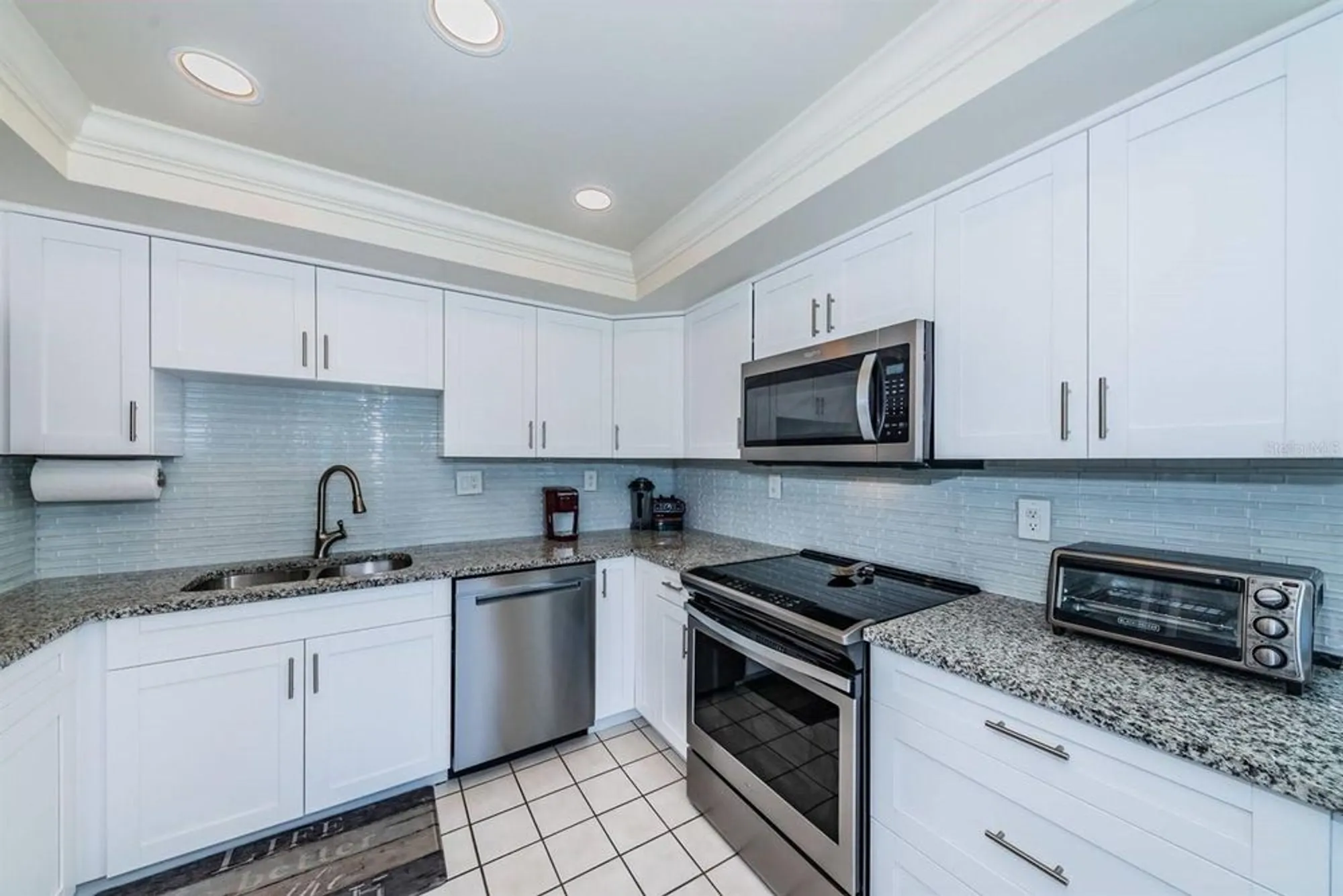 Property Slideshow image 5 of 16 | 6145 sun blvd apt 404, Saint Petersburg, FL, 33715