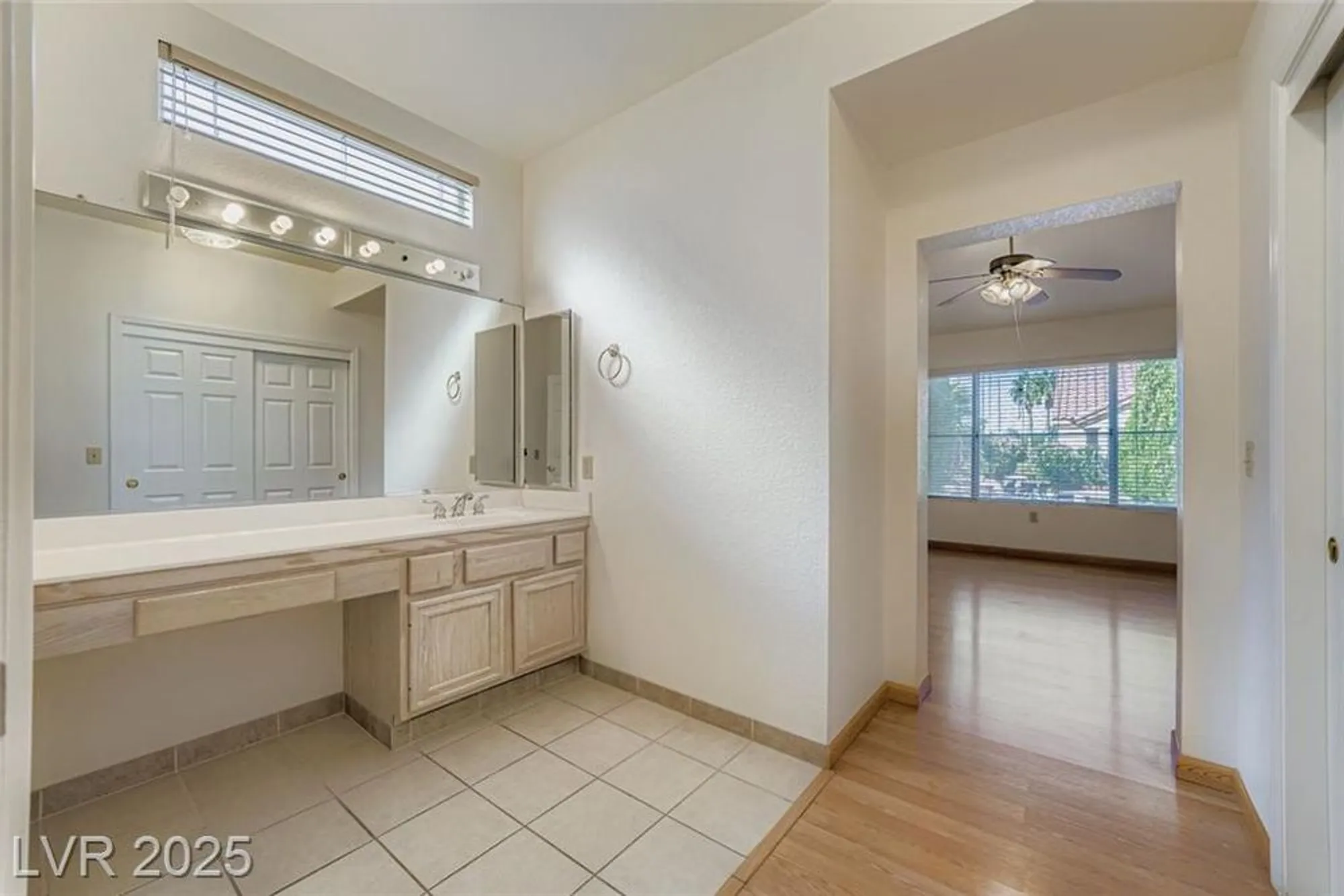 Property Slideshow image 20 of 38 | 8524 gull dr, Las Vegas, NV, 89134