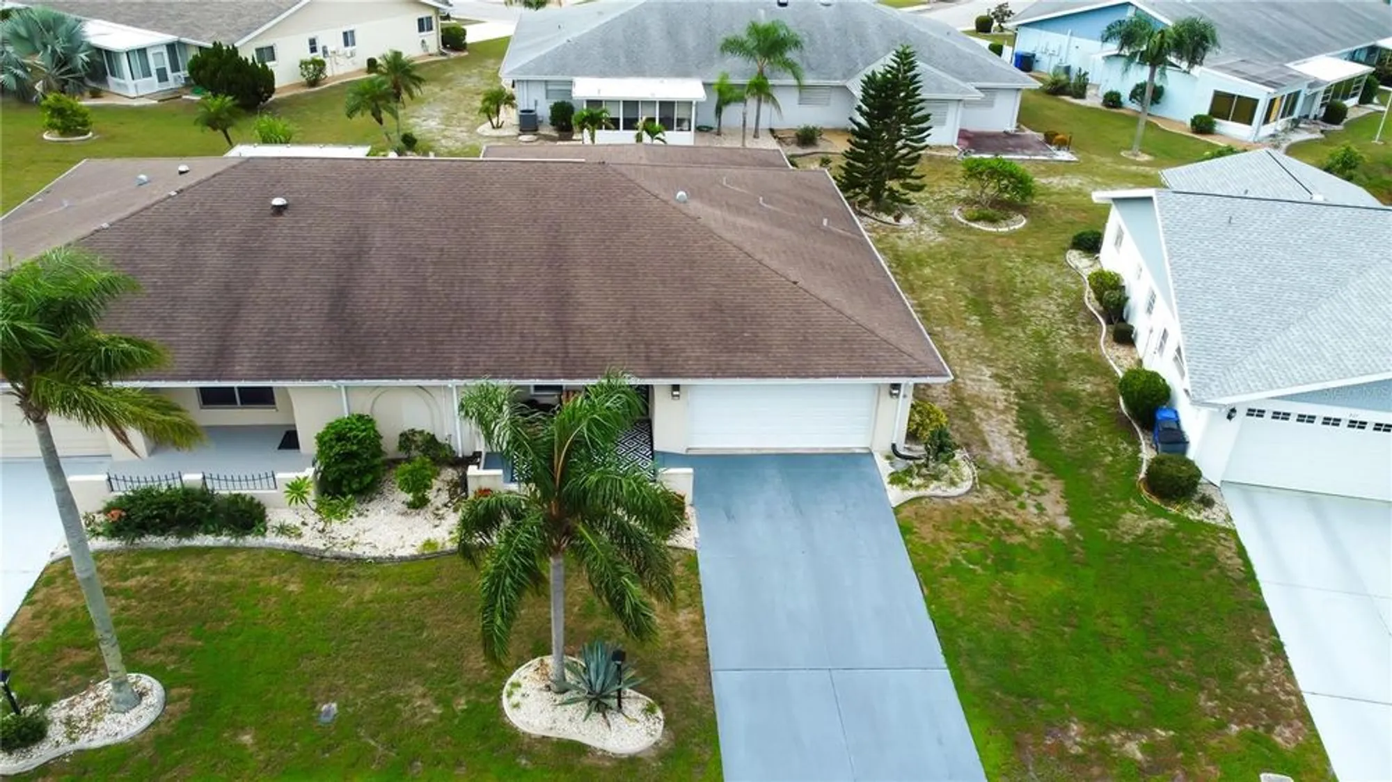 Property Slideshow image 72 of 77 | 329 club manor dr, Sun City Center, FL, 33573