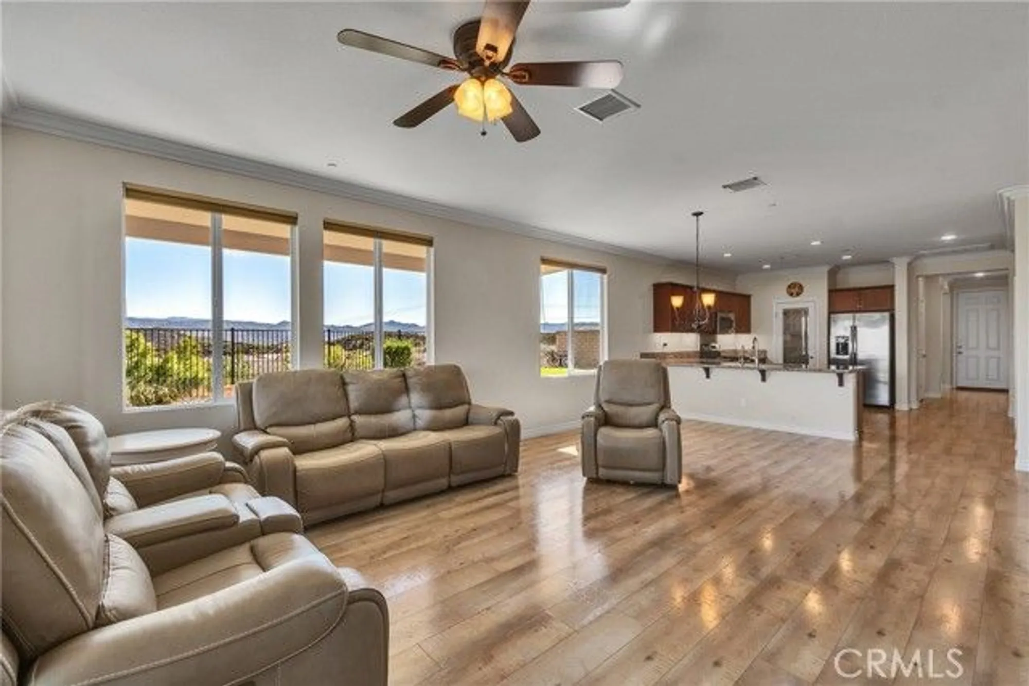 Property Slideshow image 12 of 49 | 428 saddlerock, Beaumont, CA, 92223