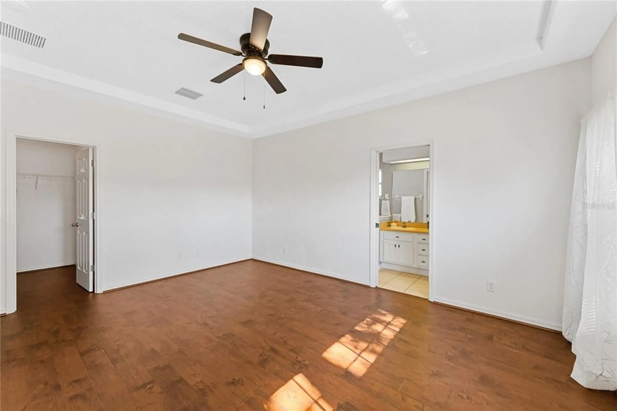 Property Slideshow image 20 of 64 | 5676 gulf stream st, Tavares, FL, 32778