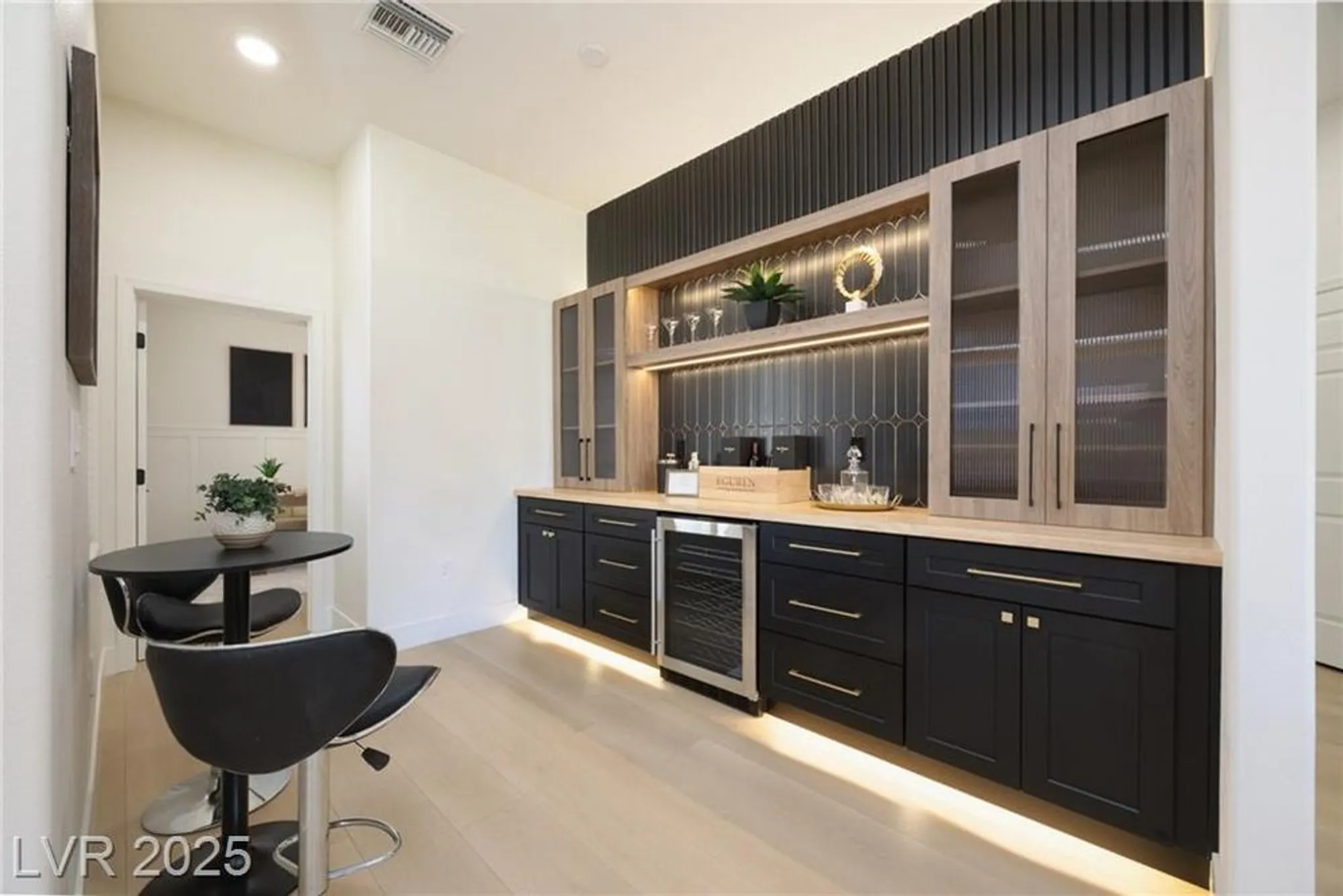 Property Slideshow image 5 of 43 | 2725 youngdale dr, Las Vegas, NV, 89134