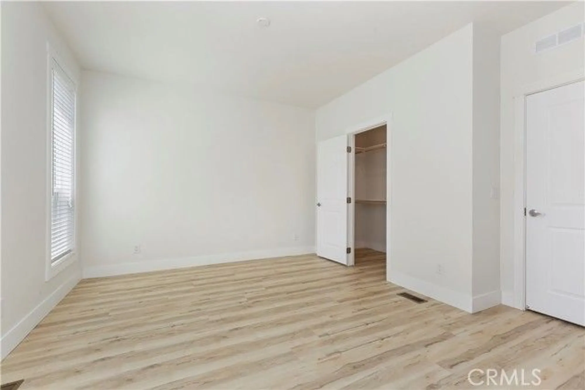 Property Slideshow image 29 of 38 | 991 norwich way, Corona, CA, 92882