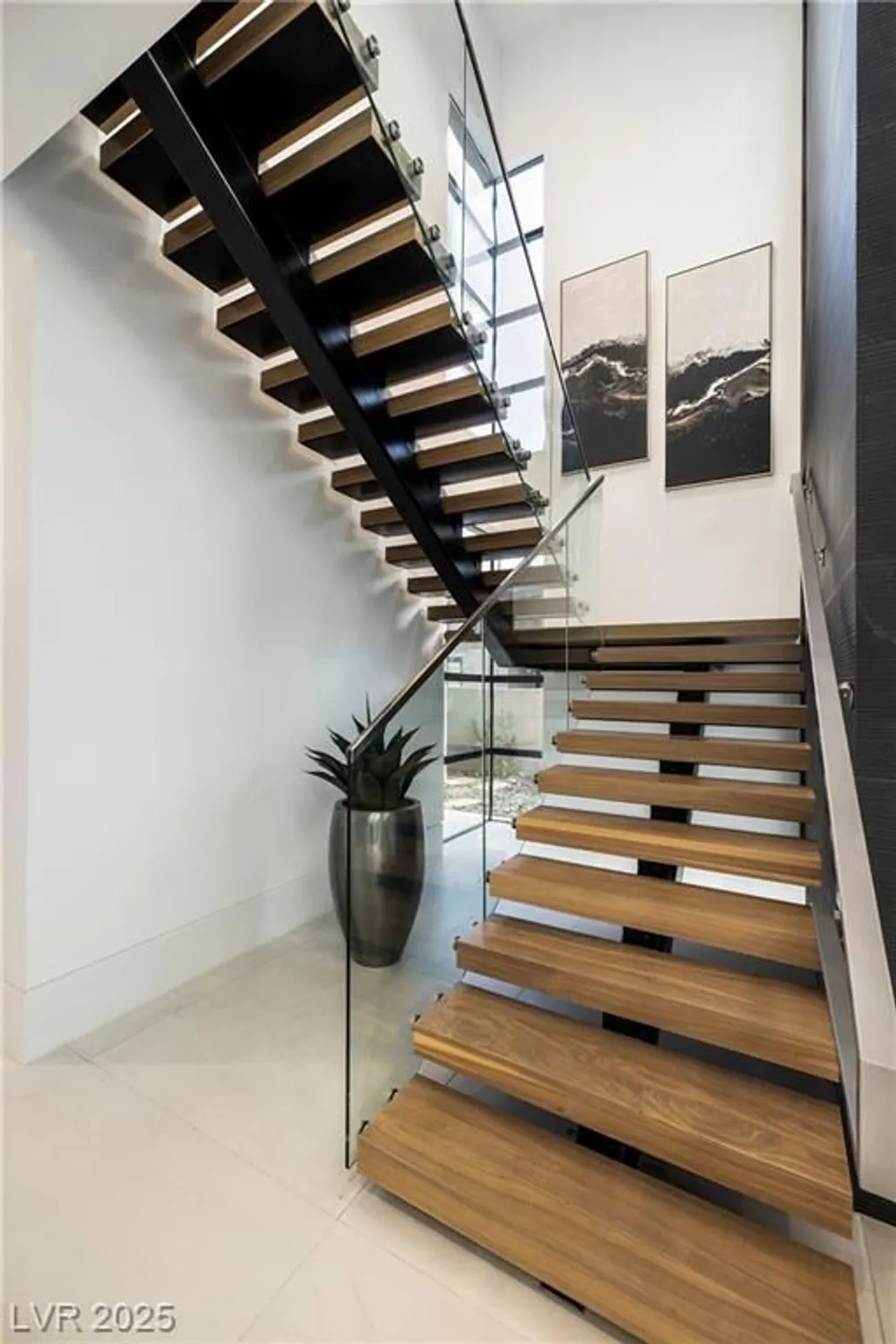 Property Slideshow image 44 of 66 | 12 rainbow point pl, Henderson, NV, 89011