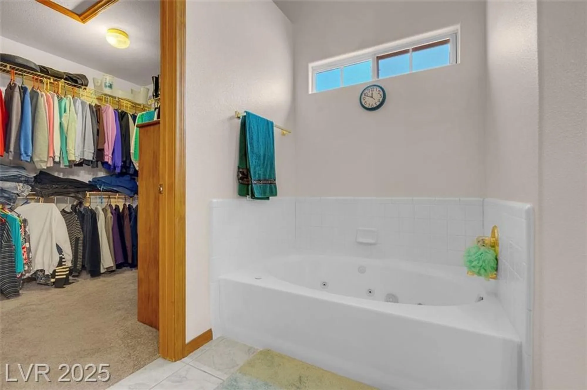 Property Slideshow image 28 of 46 | 5204 rim view ln, Las Vegas, NV, 89130