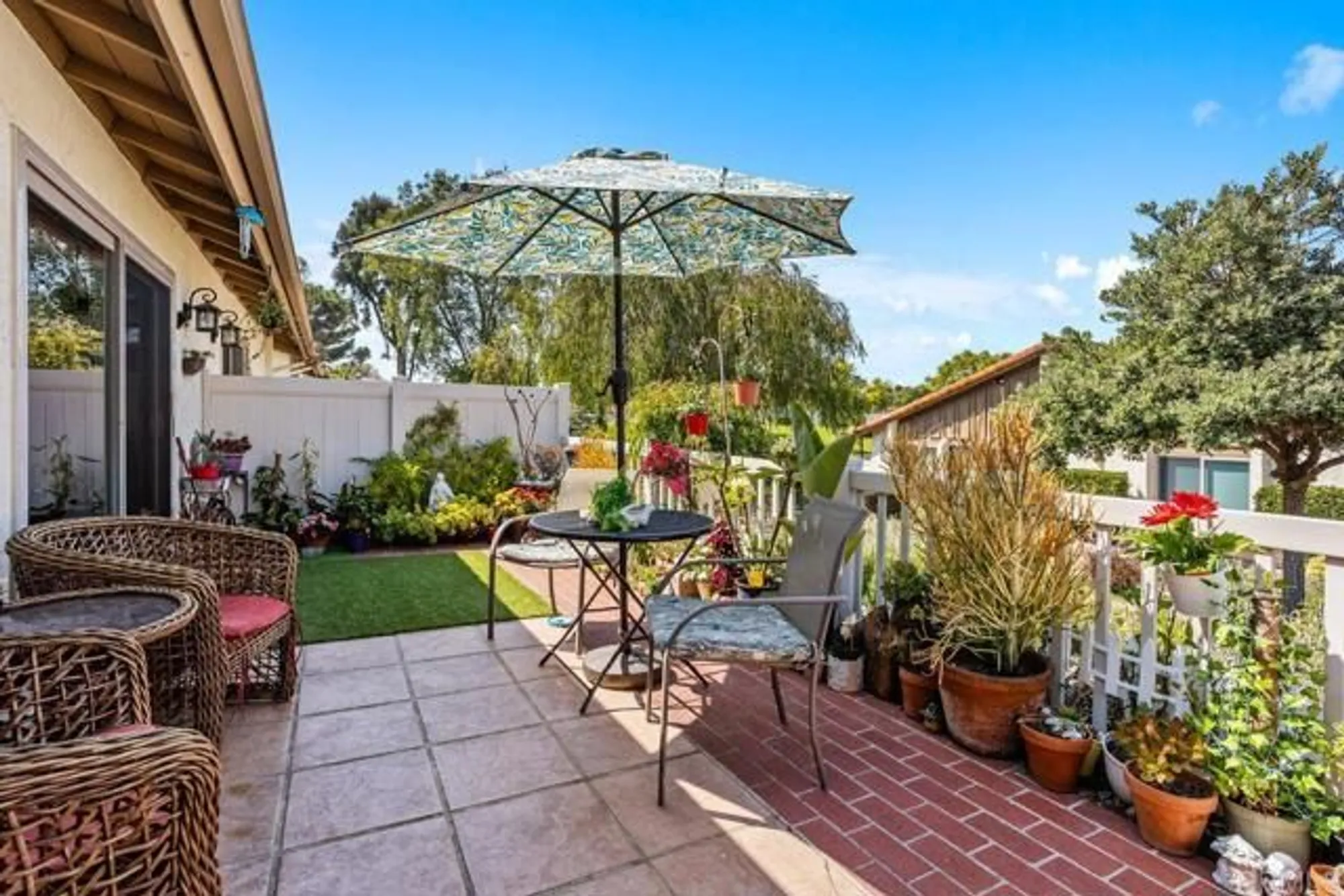 Property Slideshow image 12 of 31 | 204 summerside ln, Encinitas, CA, 92024