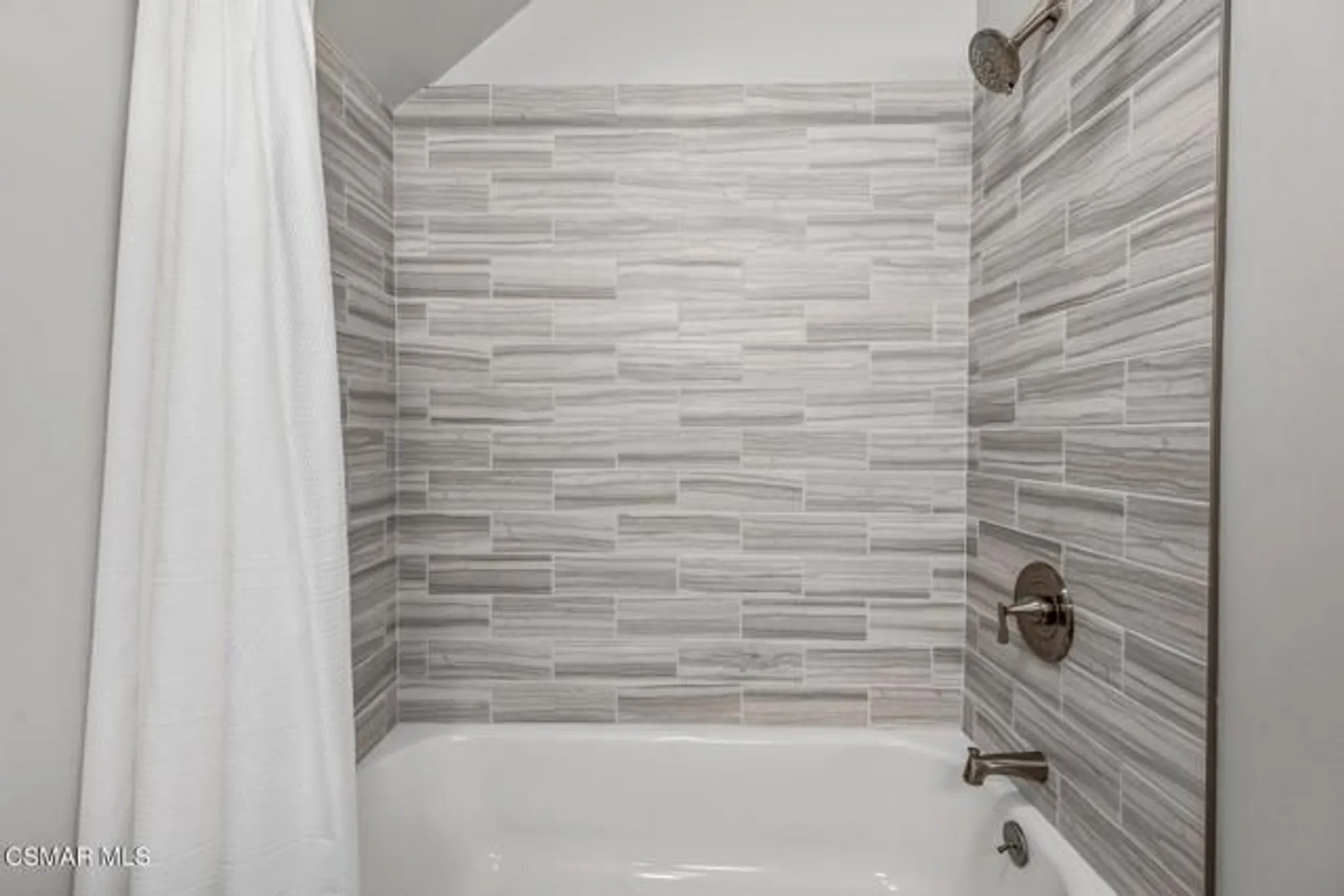 Property Slideshow image 25 of 44 | 32141 lake meadow ln, Westlake Village, CA, 91361